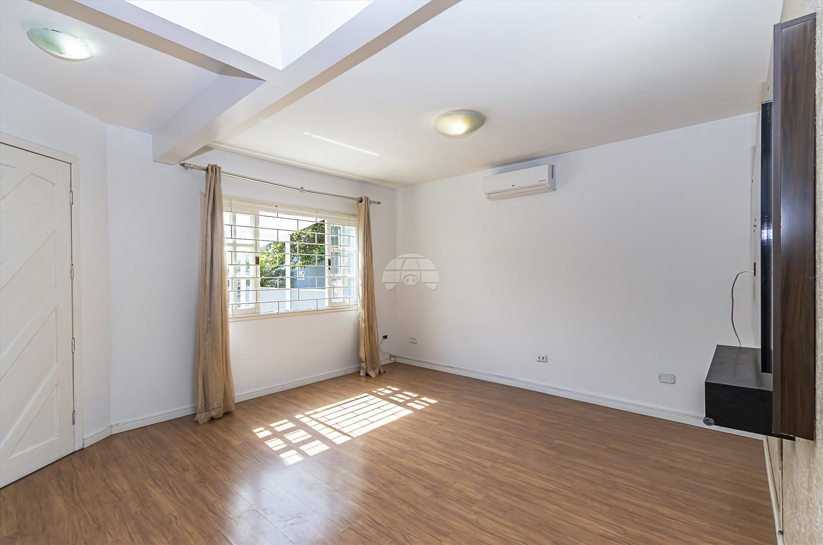 Casa à venda em Boqueirão, Curitiba — Portal Chave Fácil