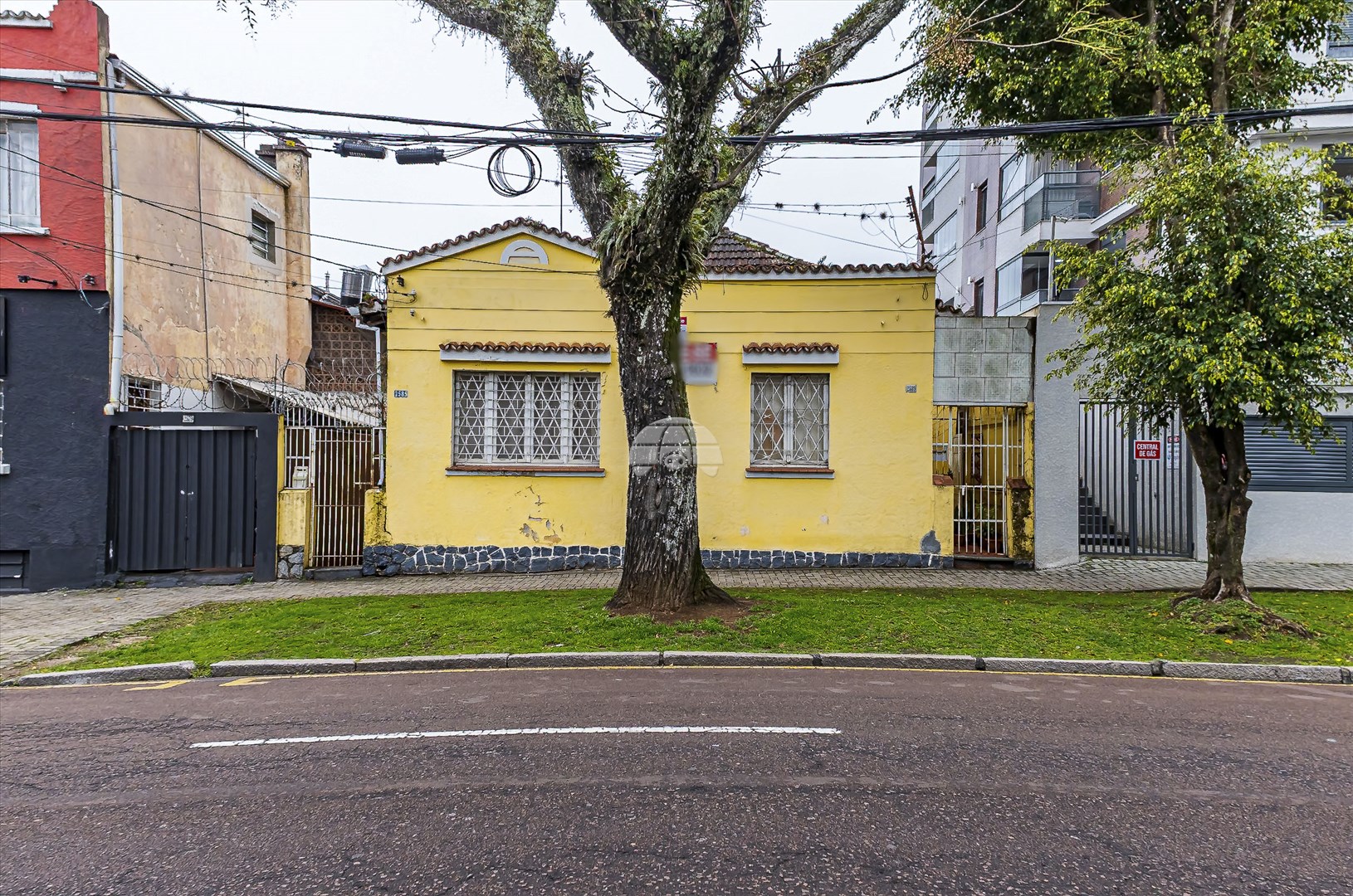Terreno/Área à venda em Rebouças, Curitiba — Portal Chave Fácil