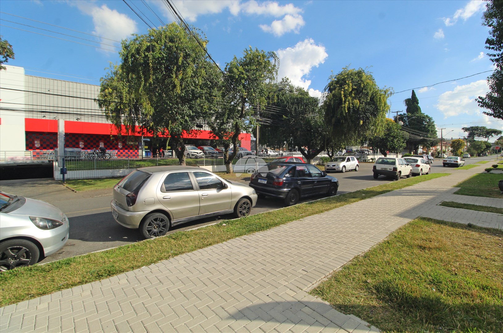 Sala/Conjunto Comercial para alugar em Boqueirão, Curitiba — Imobiliária Cilar