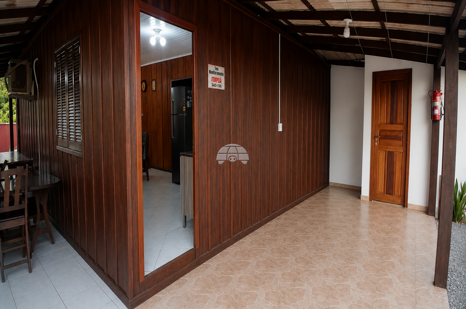 Casa à venda em Barra Do Saí, Itapoá — Portal Chave Fácil