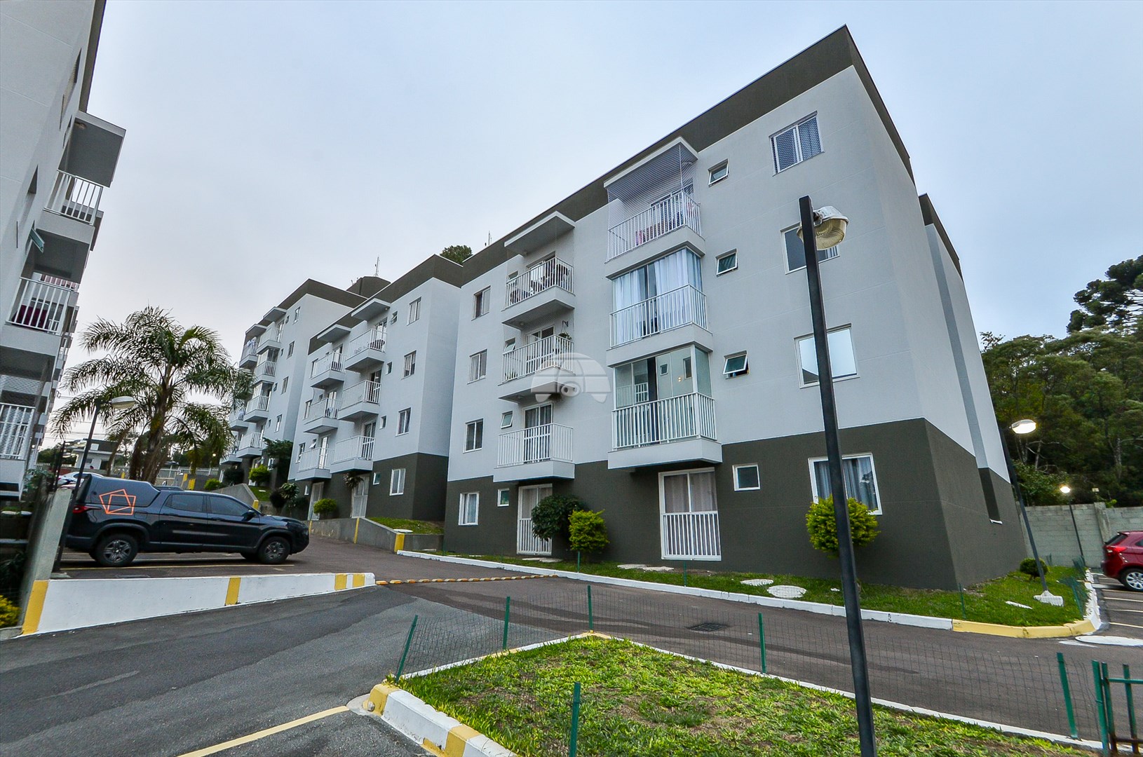 Apartamento à venda em Santa Cândida, Curitiba — GOMES CONSULTOR IMOBILIARIO LTDA.