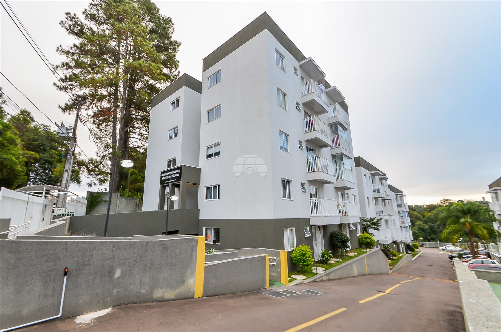 Apartamento à venda em Santa Cândida, Curitiba — GOMES CONSULTOR IMOBILIARIO LTDA.