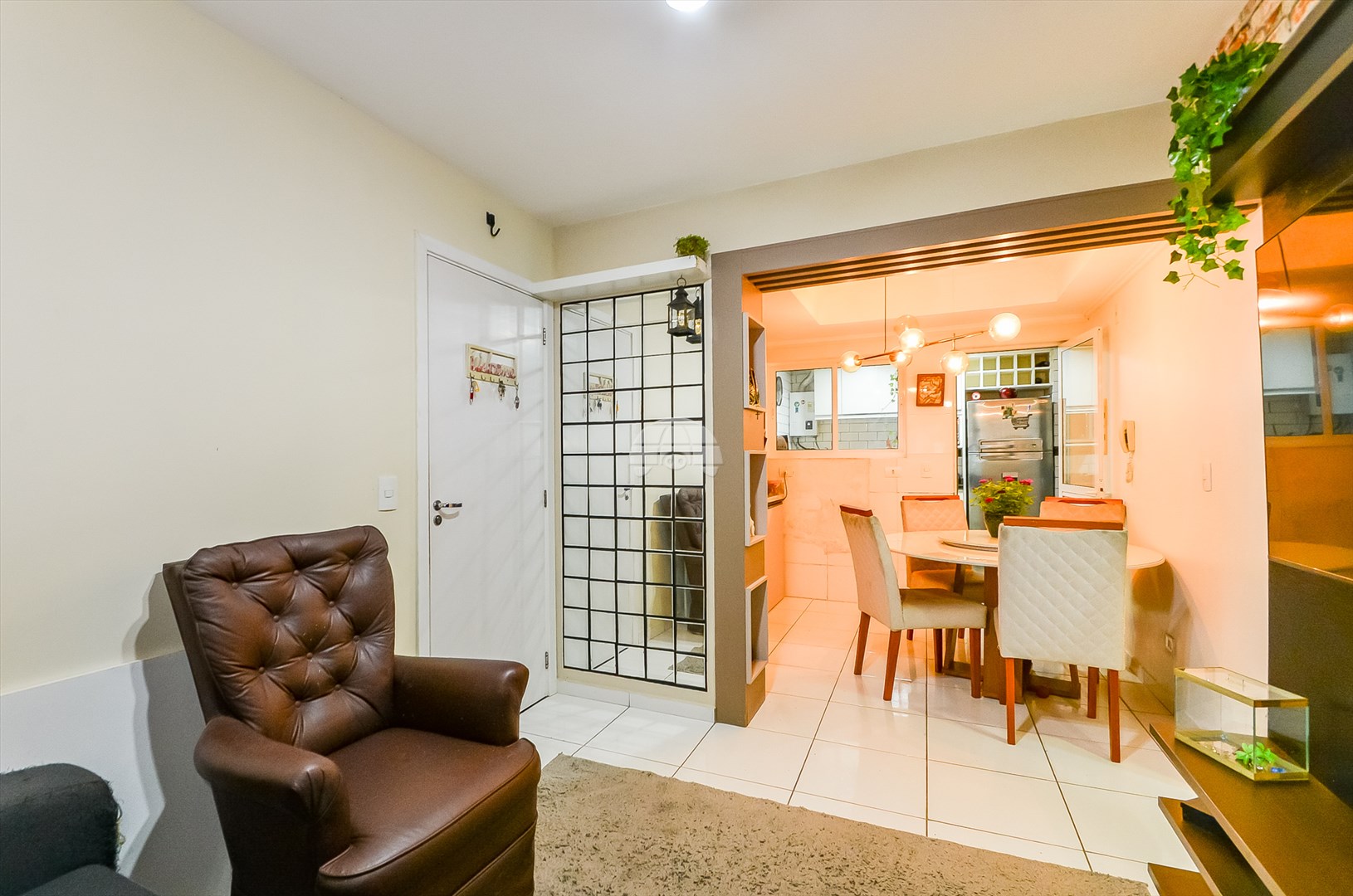 Apartamento à venda em Santa Cândida, Curitiba — GOMES CONSULTOR IMOBILIARIO LTDA.