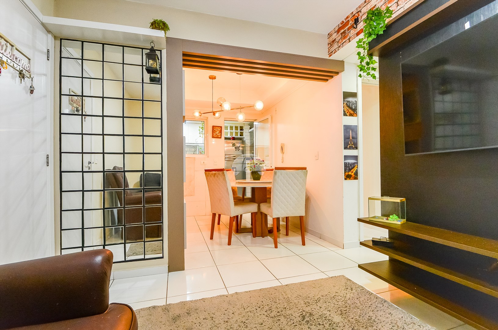 Apartamento à venda em Santa Cândida, Curitiba — GOMES CONSULTOR IMOBILIARIO LTDA.