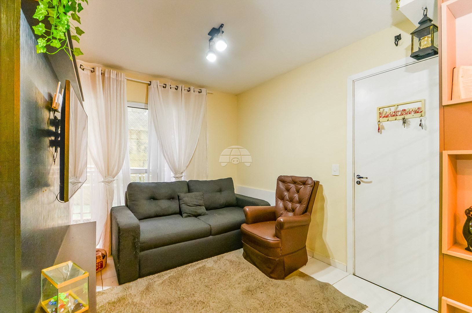 Apartamento à venda em Santa Cândida, Curitiba — GOMES CONSULTOR IMOBILIARIO LTDA.