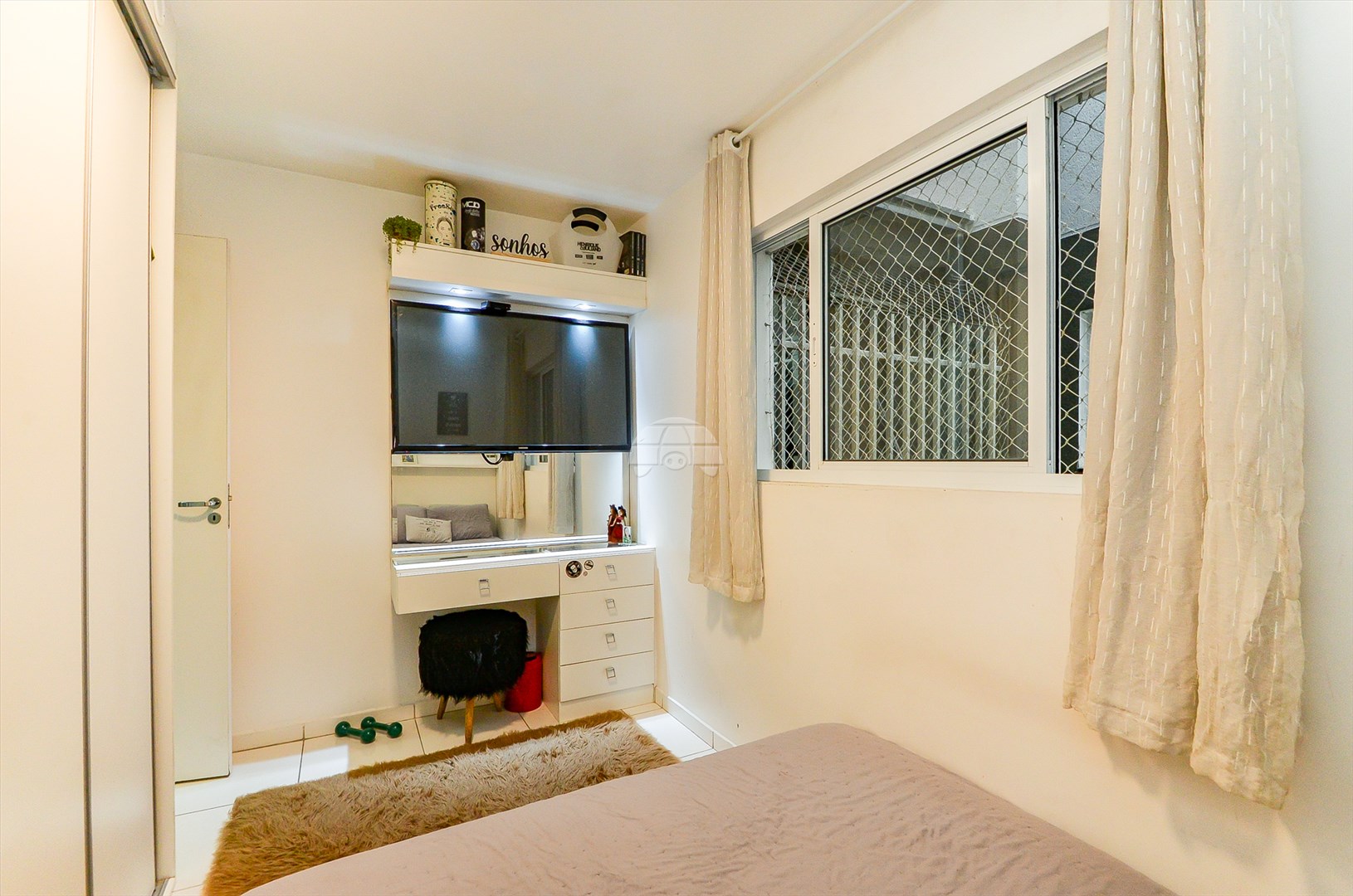 Apartamento à venda em Santa Cândida, Curitiba — GOMES CONSULTOR IMOBILIARIO LTDA.
