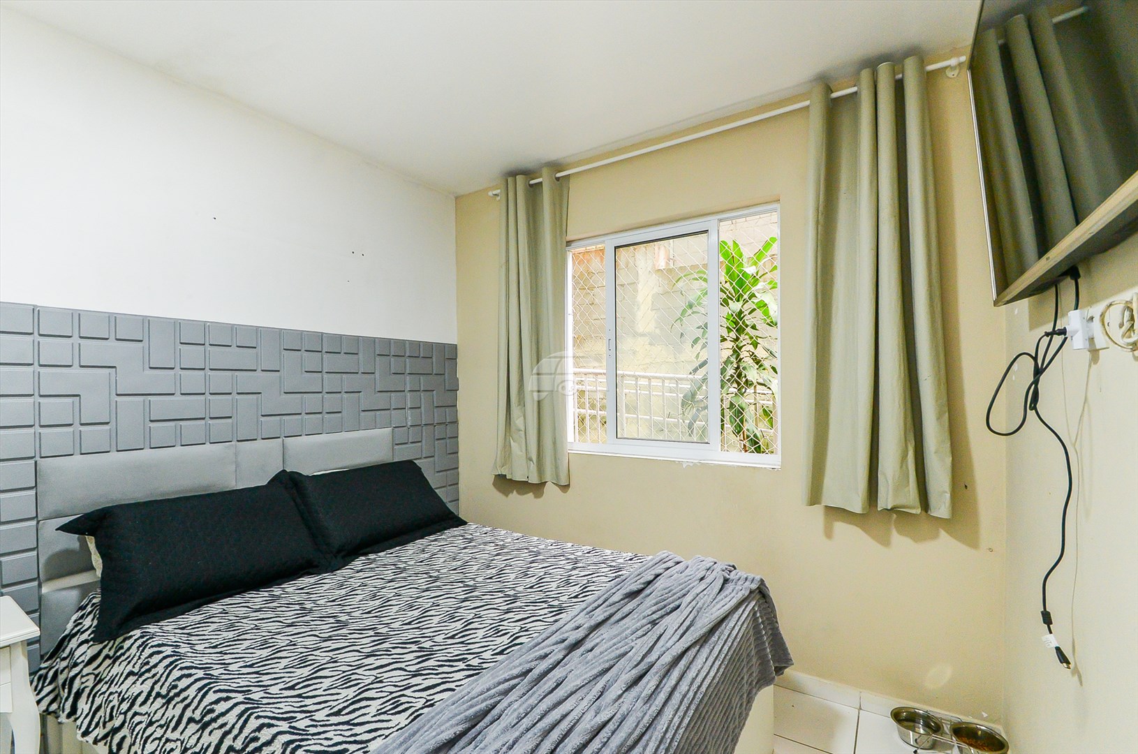 Apartamento à venda em Santa Cândida, Curitiba — GOMES CONSULTOR IMOBILIARIO LTDA.