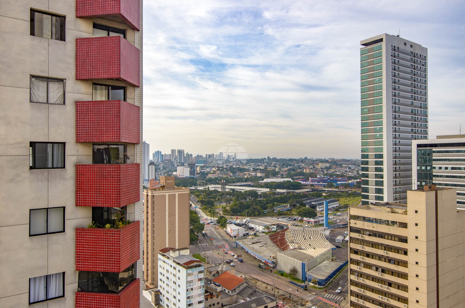 Sala/Conjunto Comercial à venda em Centro, Curitiba — Portal Chave Fácil