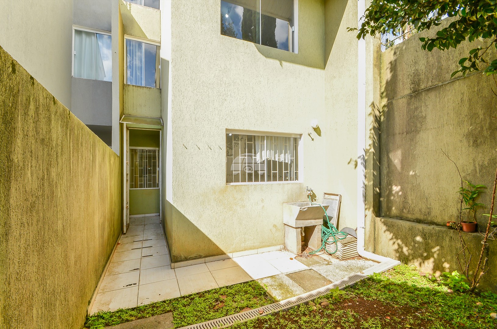 Casa à venda em Boa Vista, Curitiba — MAFI ADMINISTRADORA DE IMOVEIS LTDA