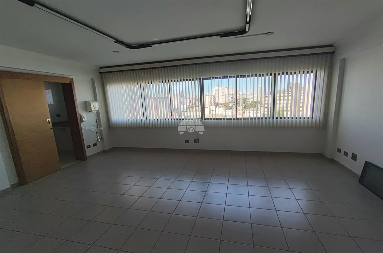 Sala/Conjunto Comercial à venda em Centro, Ponta Grossa — Portal Chave Fácil