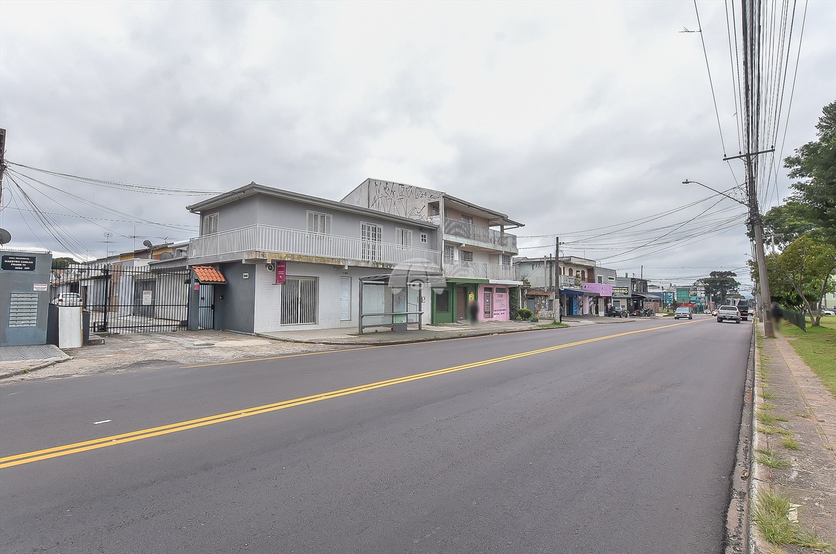 Sobrado à venda em Boqueirão, Curitiba — Portal Chave Fácil