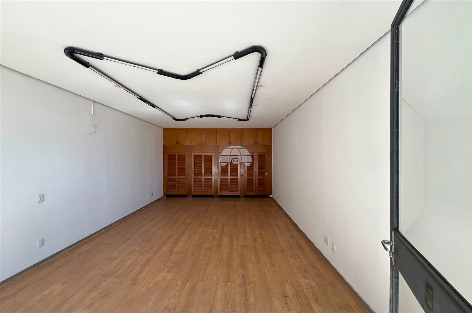 Sala/Conjunto Comercial para alugar em Cabral, Curitiba — Portal Chave Fácil