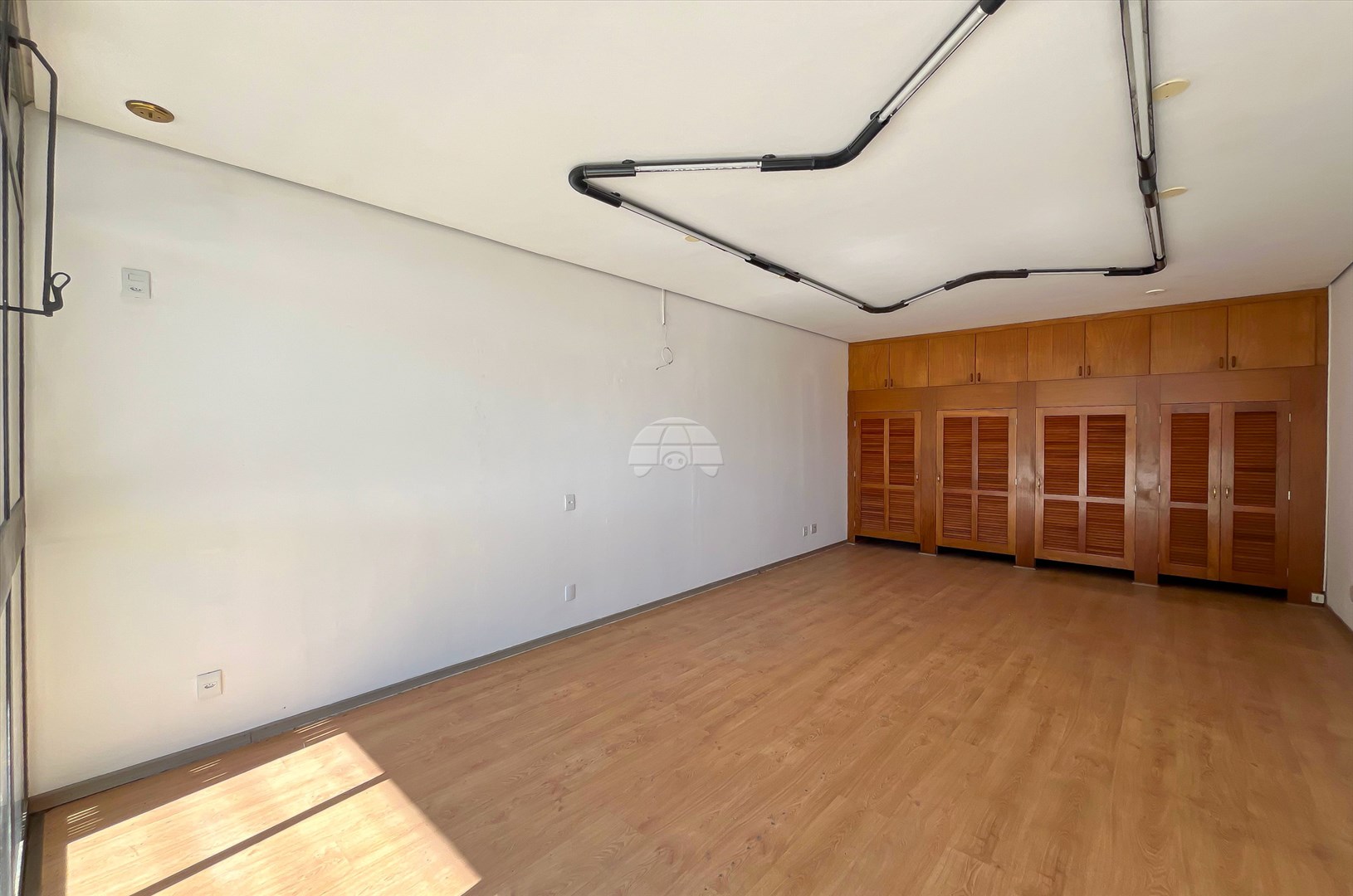 Sala/Conjunto Comercial para alugar em Cabral, Curitiba — Portal Chave Fácil