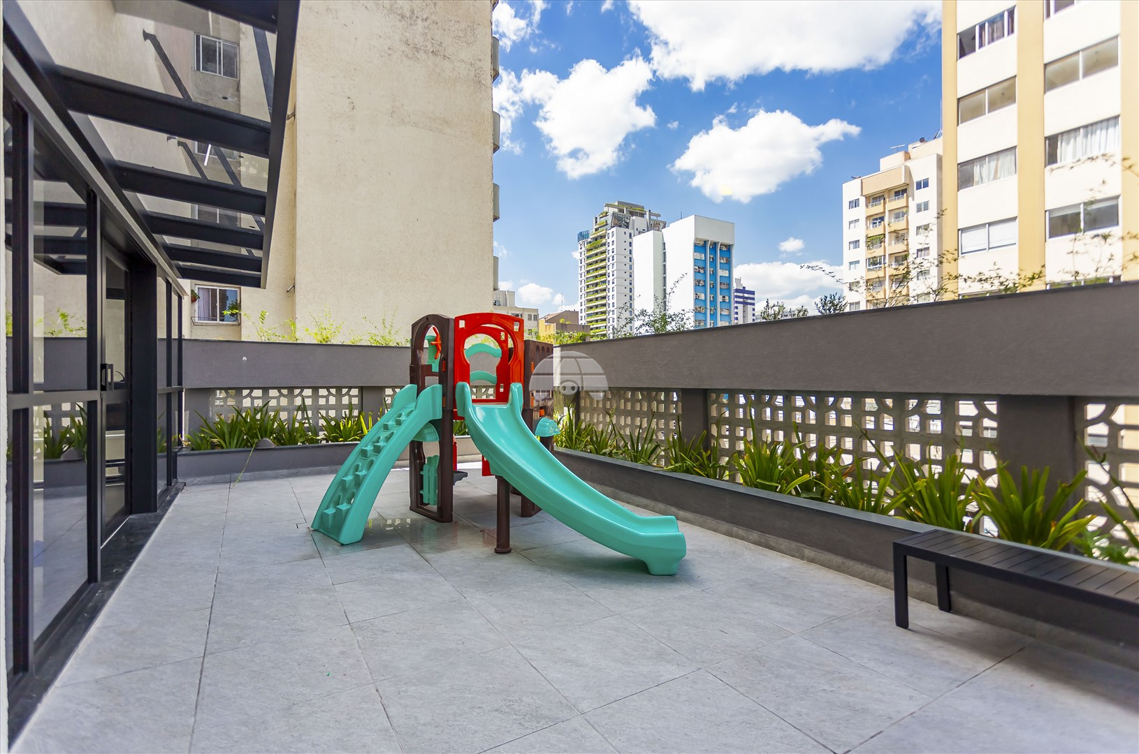 Apartamento à venda em Centro, Curitiba — TESTE 12342