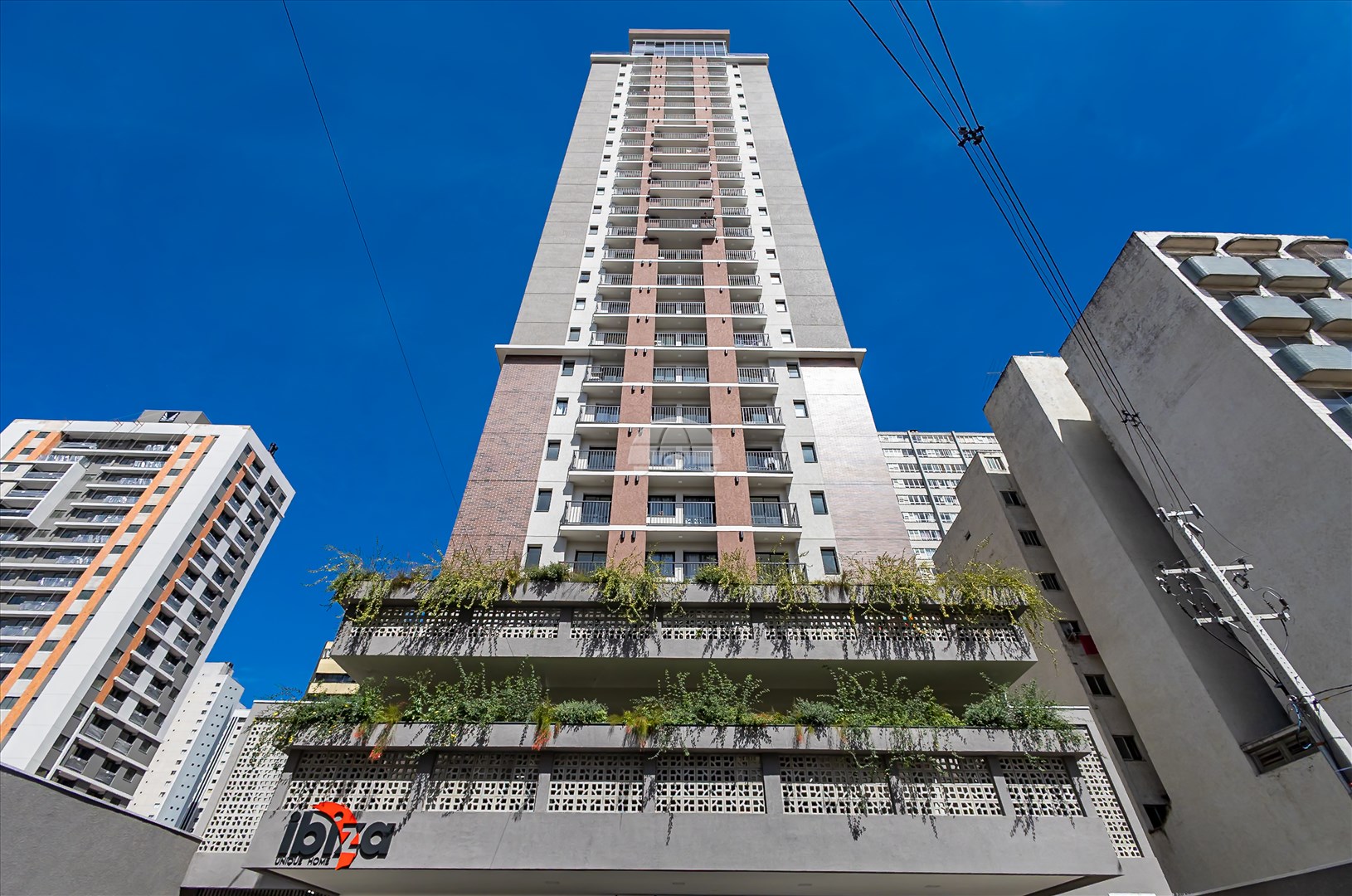 Apartamento à venda em Centro, Curitiba — Portal Chave Fácil
