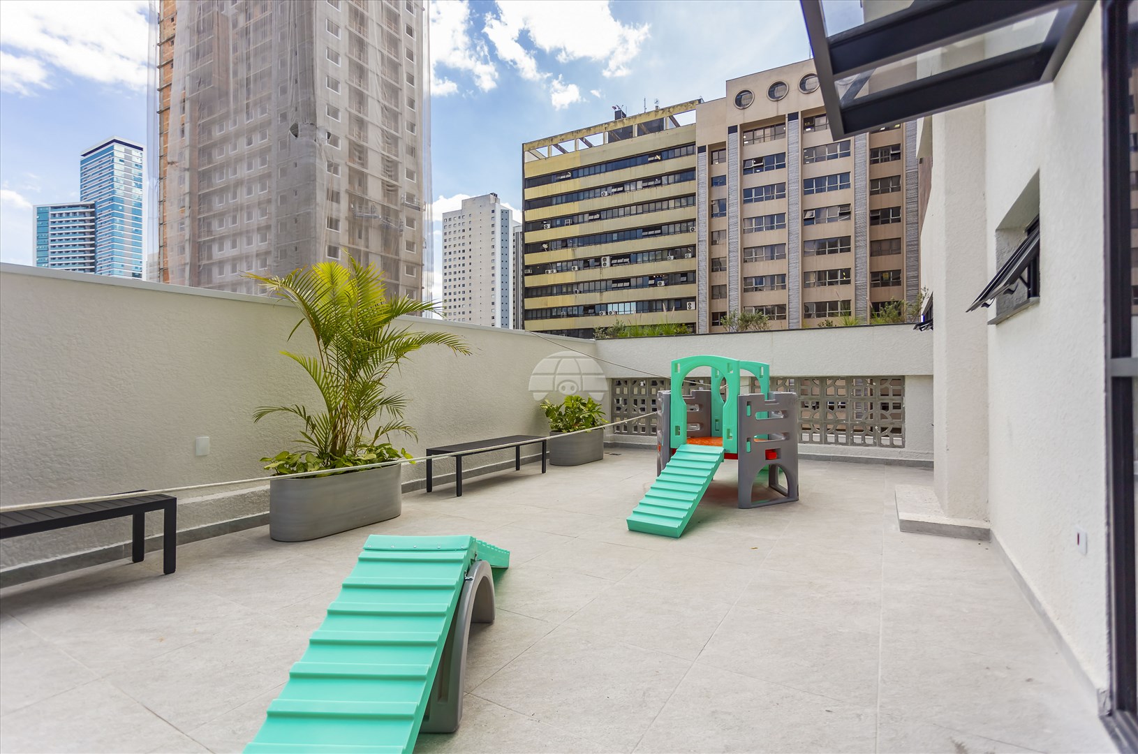Apartamento à venda em Centro, Curitiba — TESTE 12342