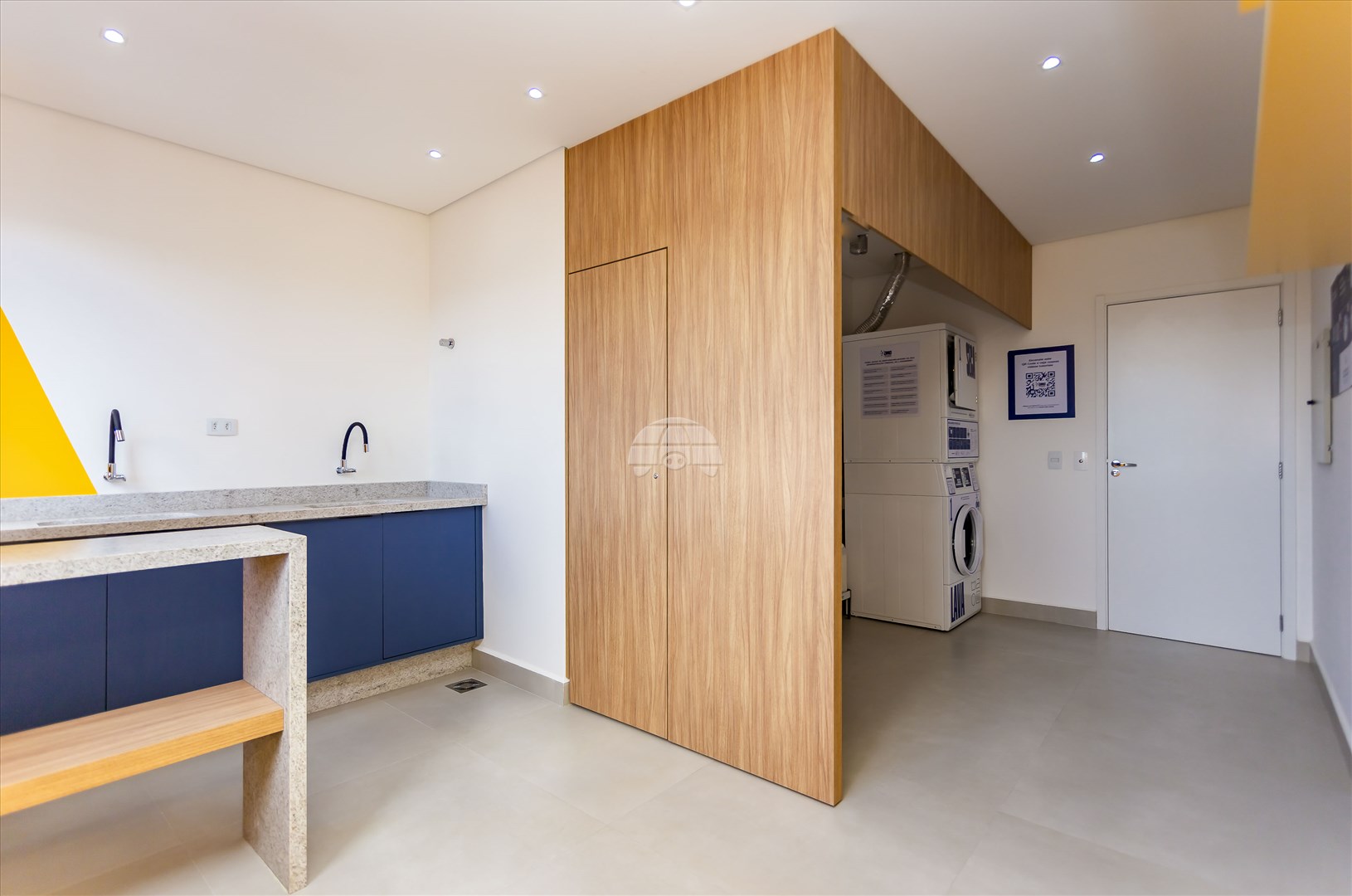 Apartamento à venda em Centro, Curitiba — TESTE 12342