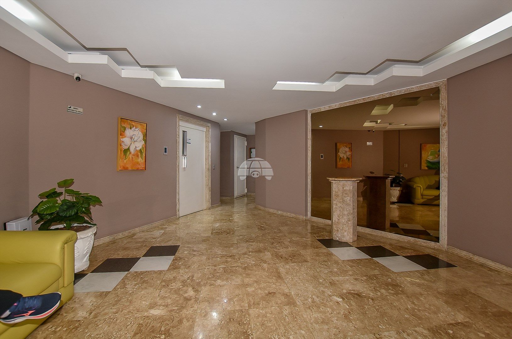 Apartamento à venda em Centro, Curitiba — Toyo Imóveis - Curitiba/PR