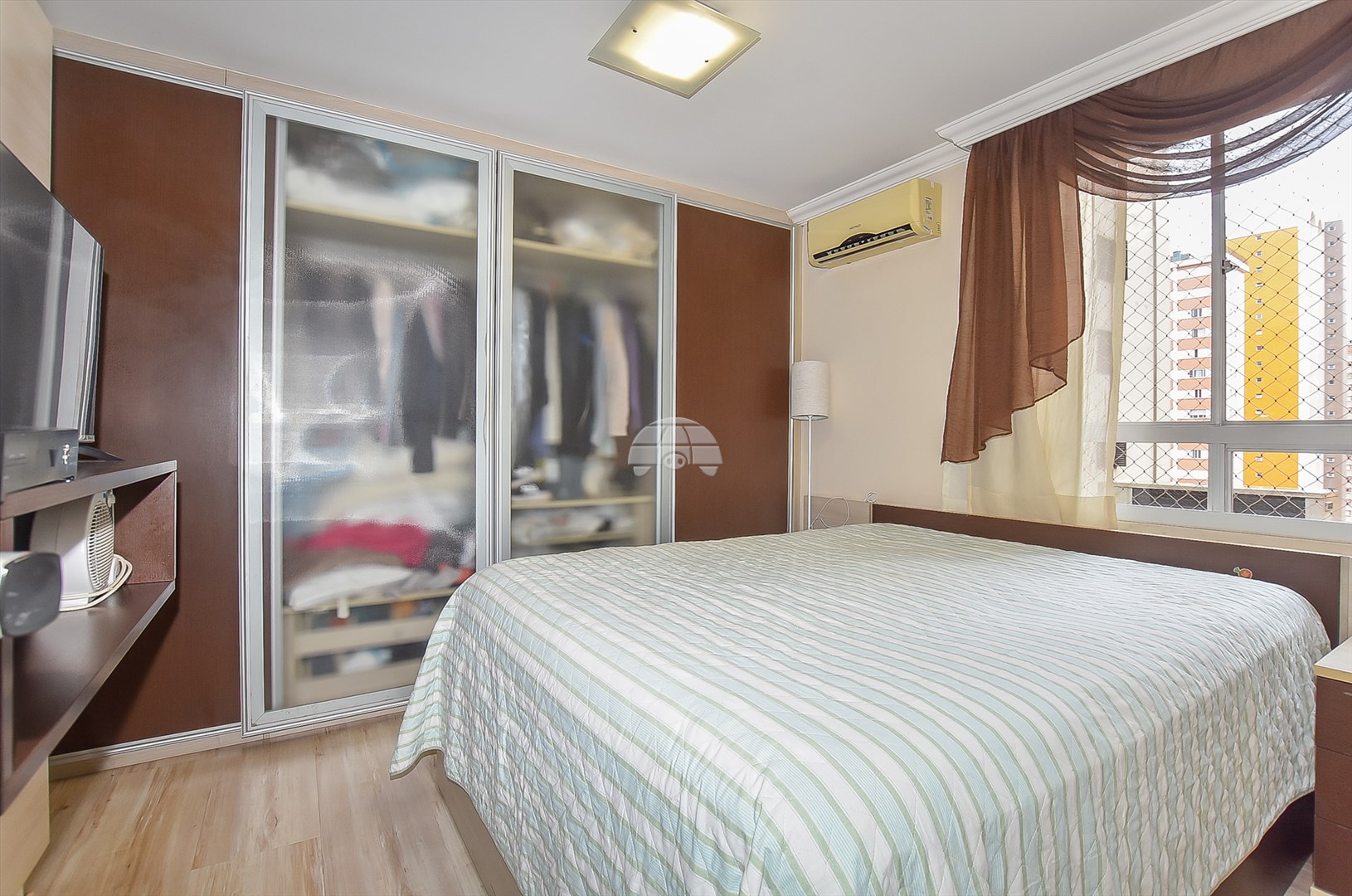 Apartamento à venda em Centro, Curitiba — Toyo Imóveis - Curitiba/PR