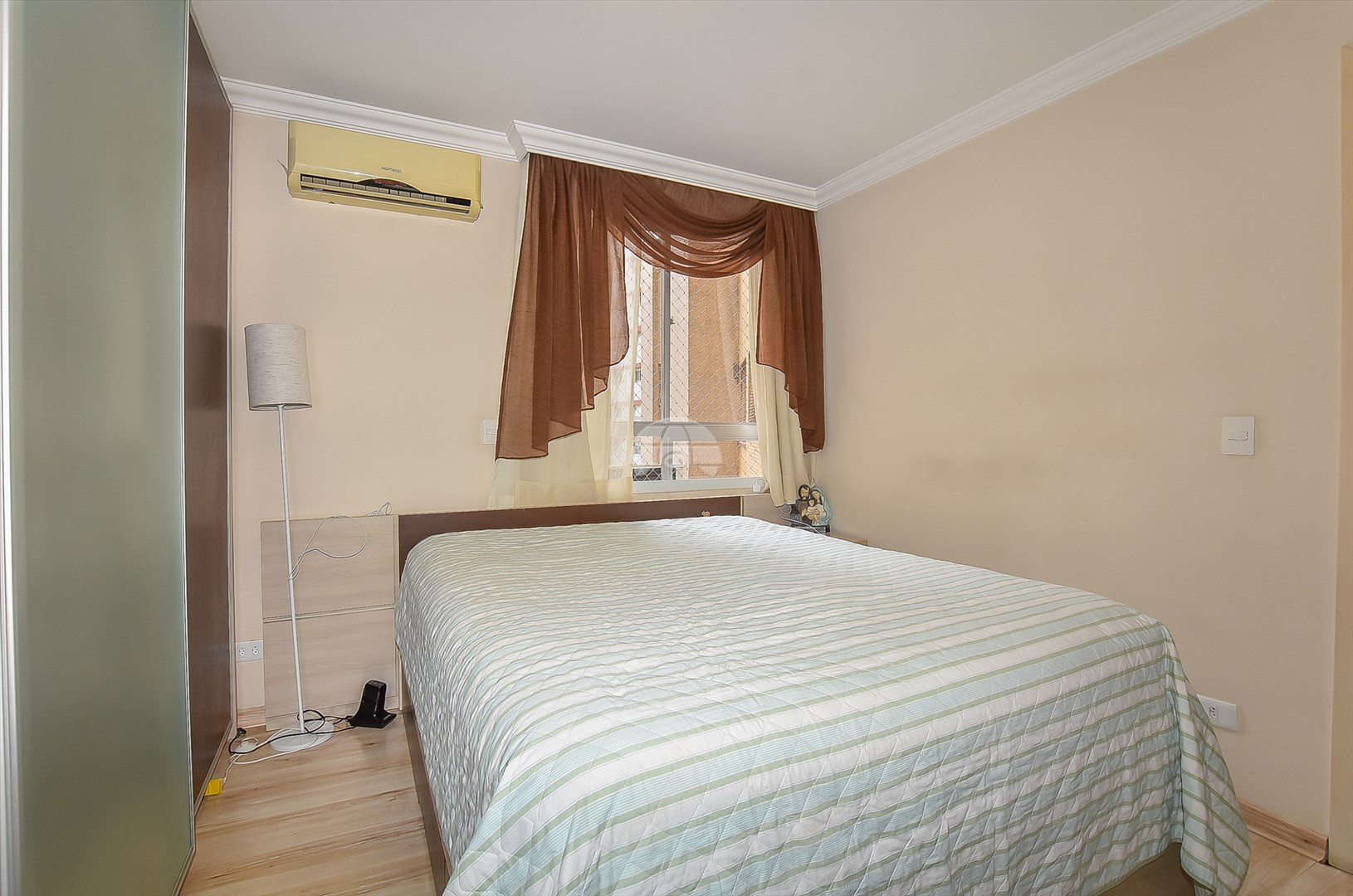 Apartamento à venda em Centro, Curitiba — Toyo Imóveis - Curitiba/PR