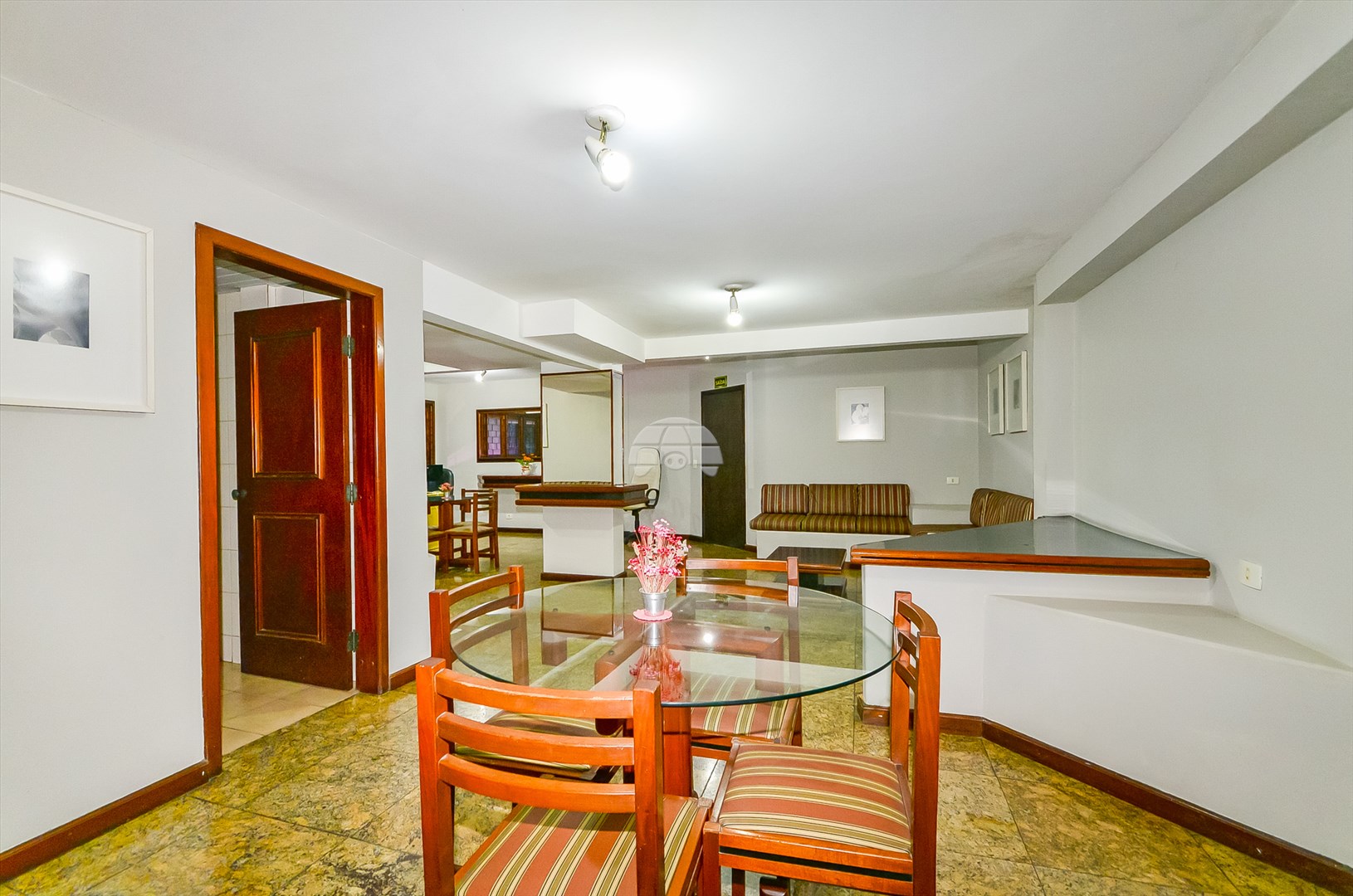Apartamento à venda em Centro, Curitiba — Toyo Imóveis - Curitiba/PR