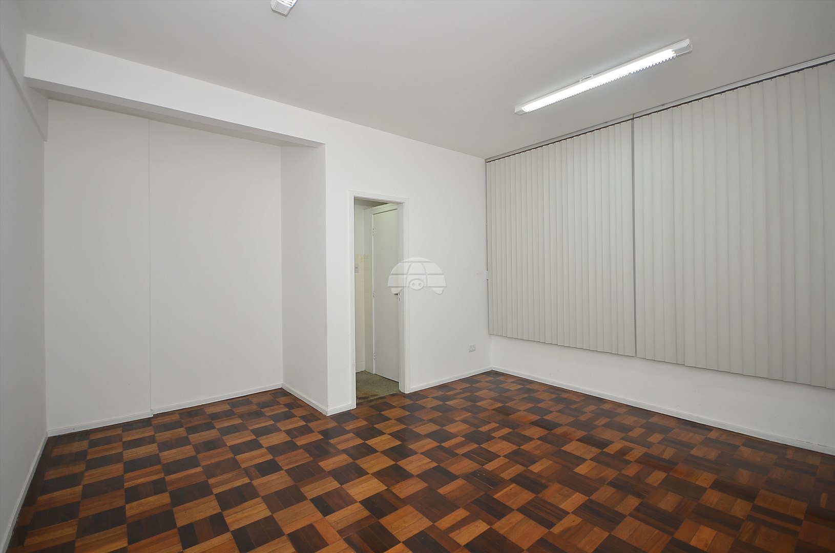 Sala/Conjunto Comercial à venda em Centro, Curitiba — Portal Chave Fácil