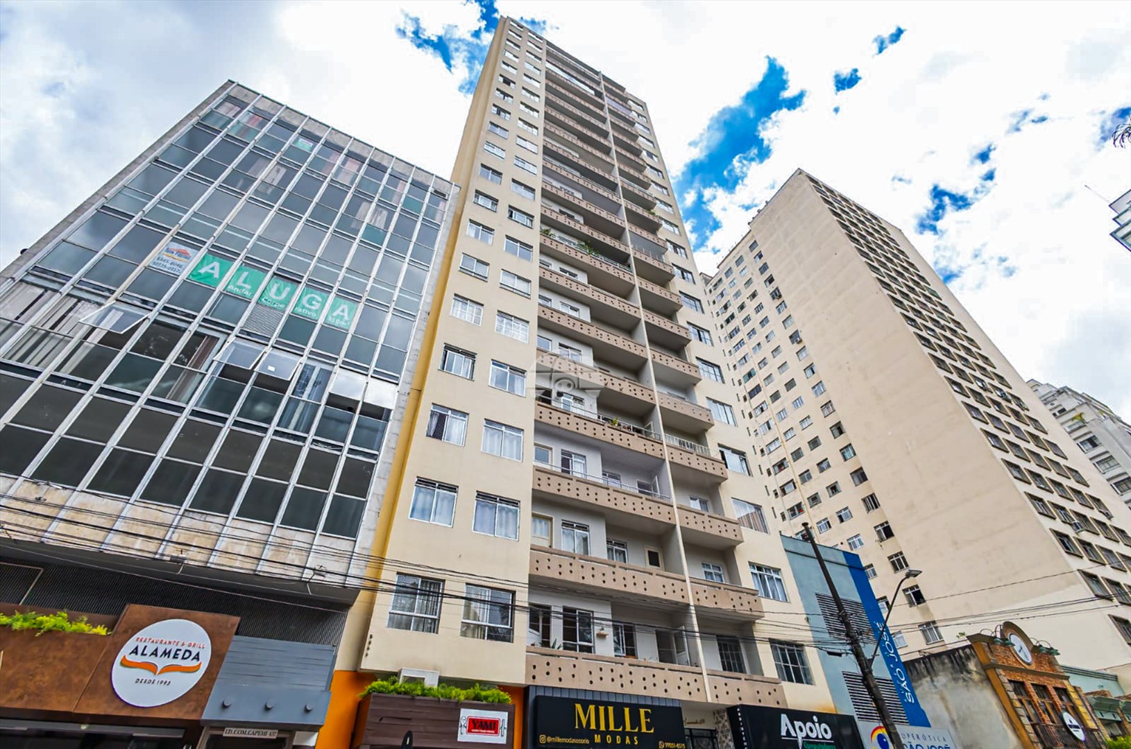 Apartamento à venda em Centro, Curitiba — Portal Chave Fácil