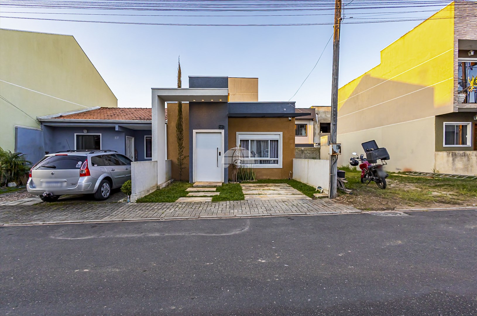 Casa à venda em Tatuquara, Curitiba — Portal Chave Fácil