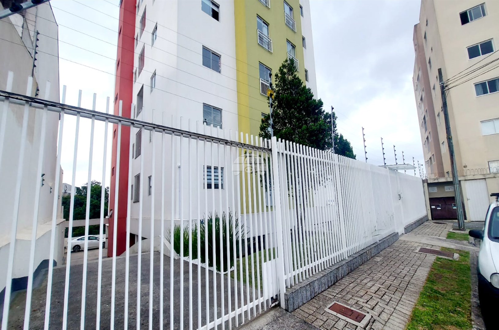 Apartamento à venda em Tingui, Curitiba — Portal Chave Fácil