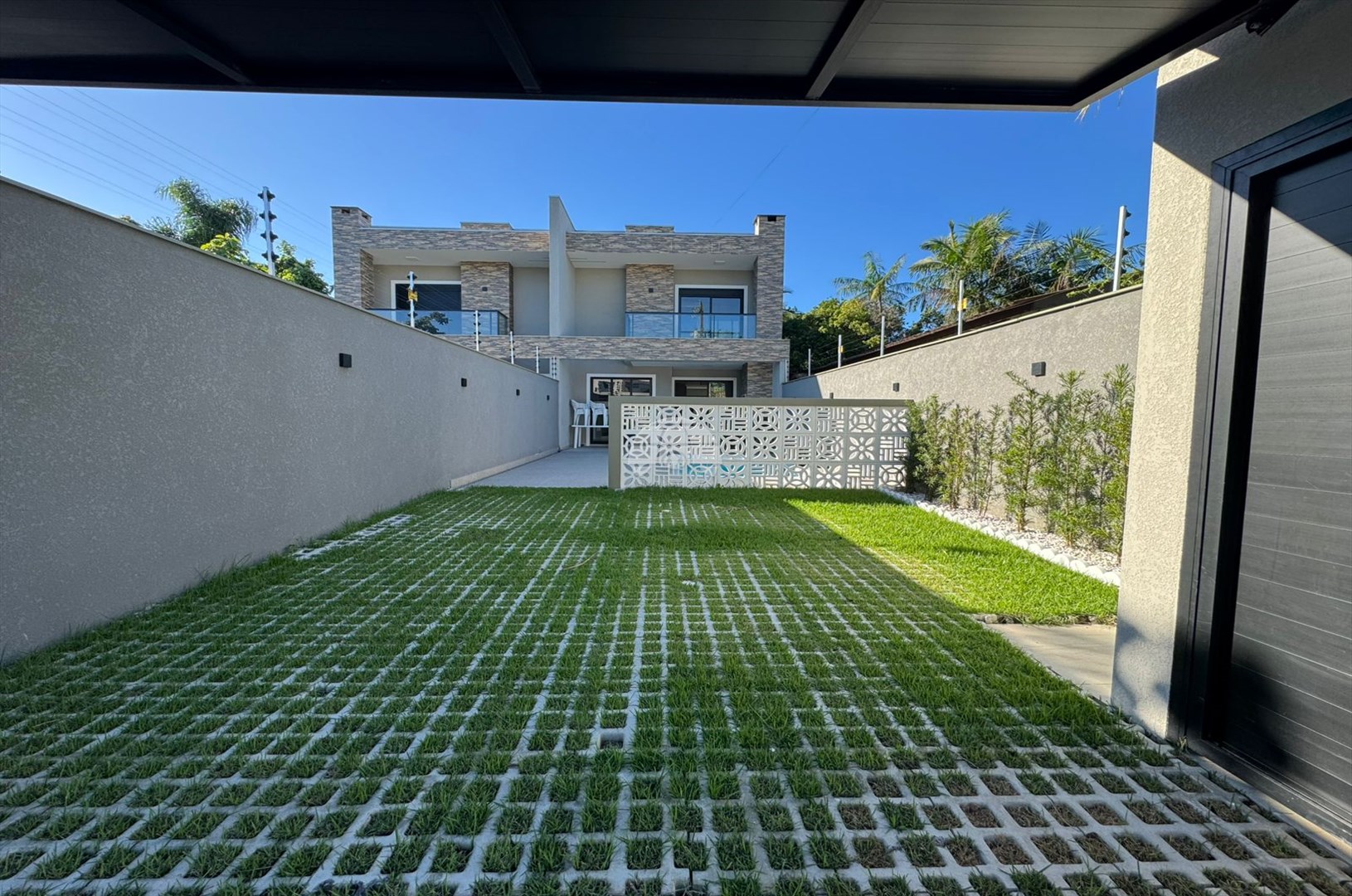 Casa à venda em Balneário Saí Mirim, Itapoá — Portal Chave Fácil