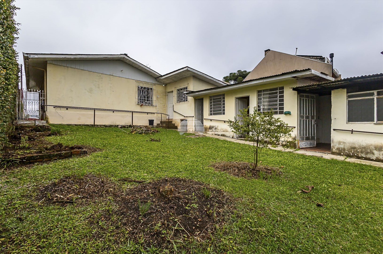 Casa à venda em Barreirinha, Curitiba — TESTE 12342