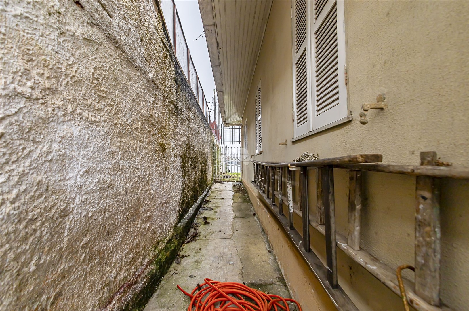 Casa à venda em Barreirinha, Curitiba — TESTE 12342