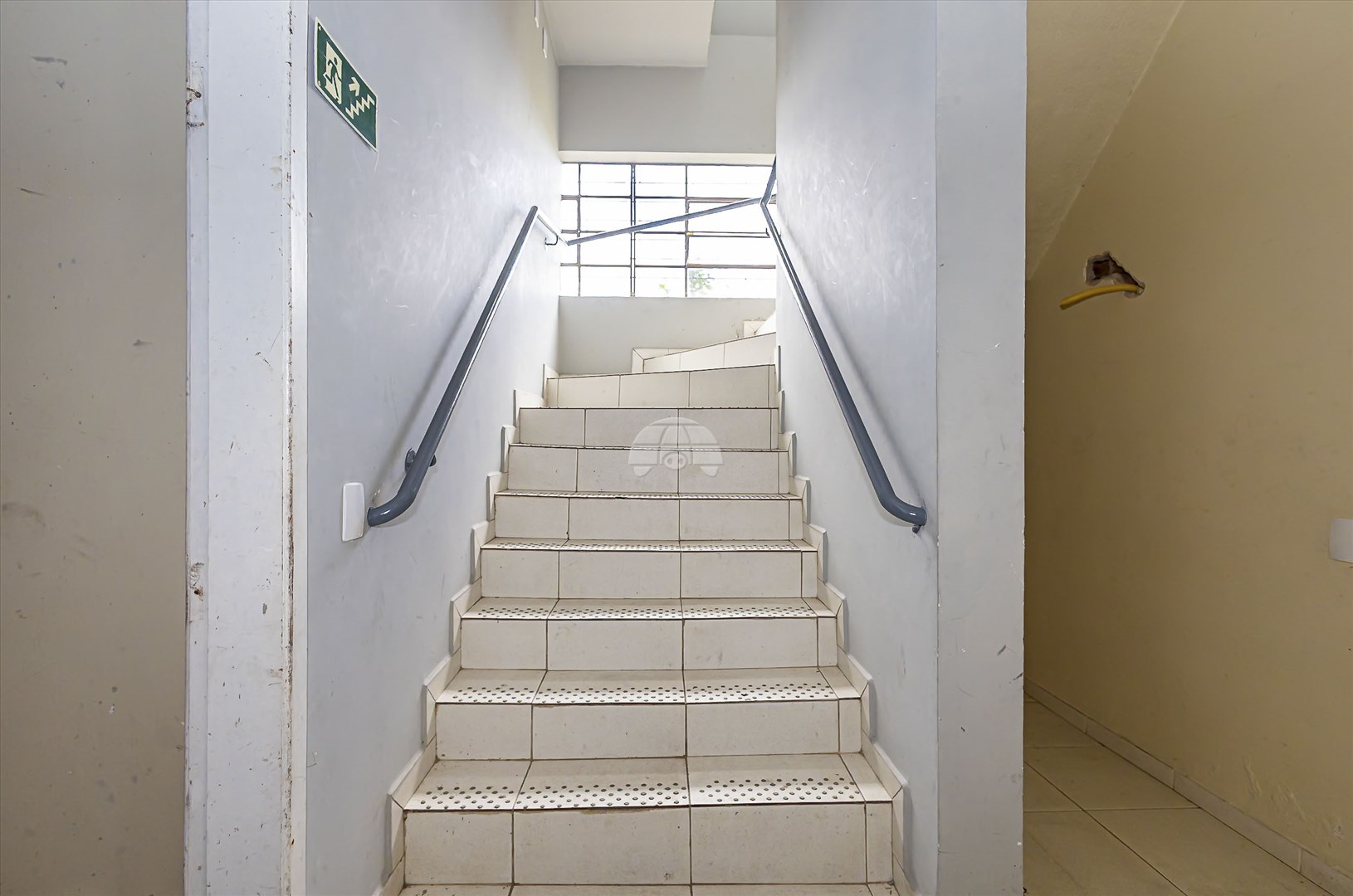 Prédio Comercial/Residencial para Venda no Bairro Água Verde ref. 227579 (8 / 10)
