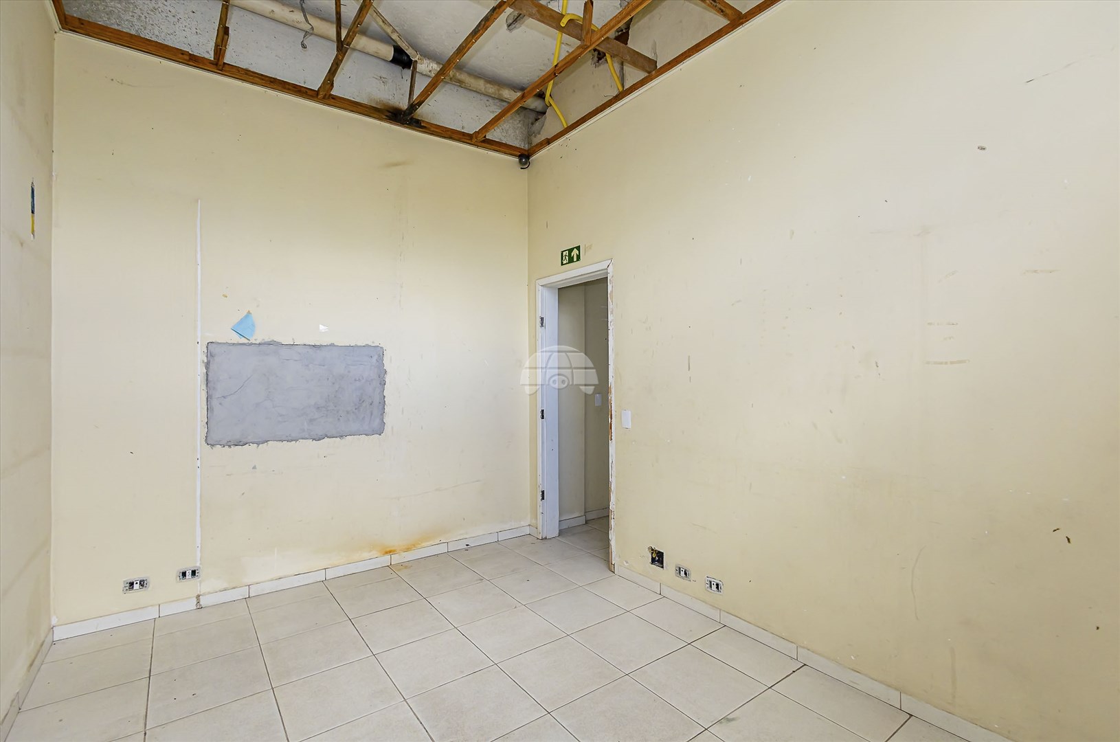 Prédio Comercial/Residencial para Venda no Bairro Água Verde ref. 227579 (10 / 10)