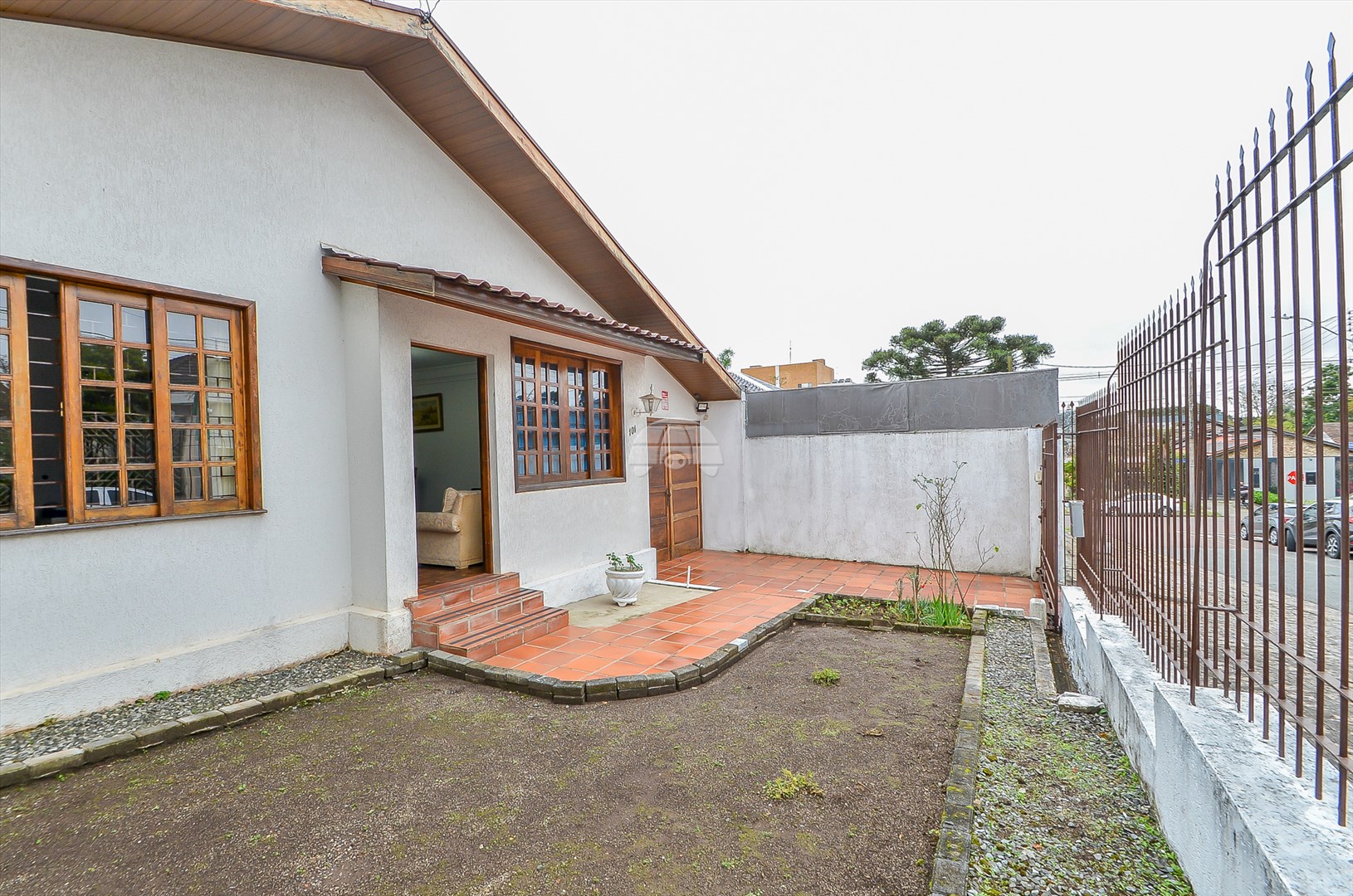 Casa à venda em Tarumã, Curitiba — Portal Chave Fácil