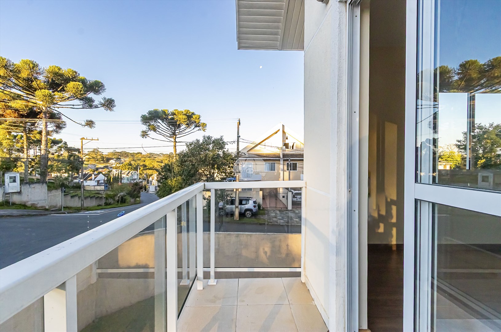 Casa à venda em Abranches, Curitiba — Kondor Imóveis: Imobiliária em Curitiba | Uma imobiliária pra você