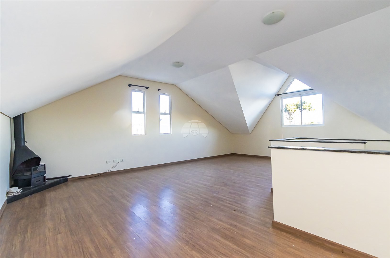 Casa à venda em Abranches, Curitiba — Kondor Imóveis: Imobiliária em Curitiba | Uma imobiliária pra você