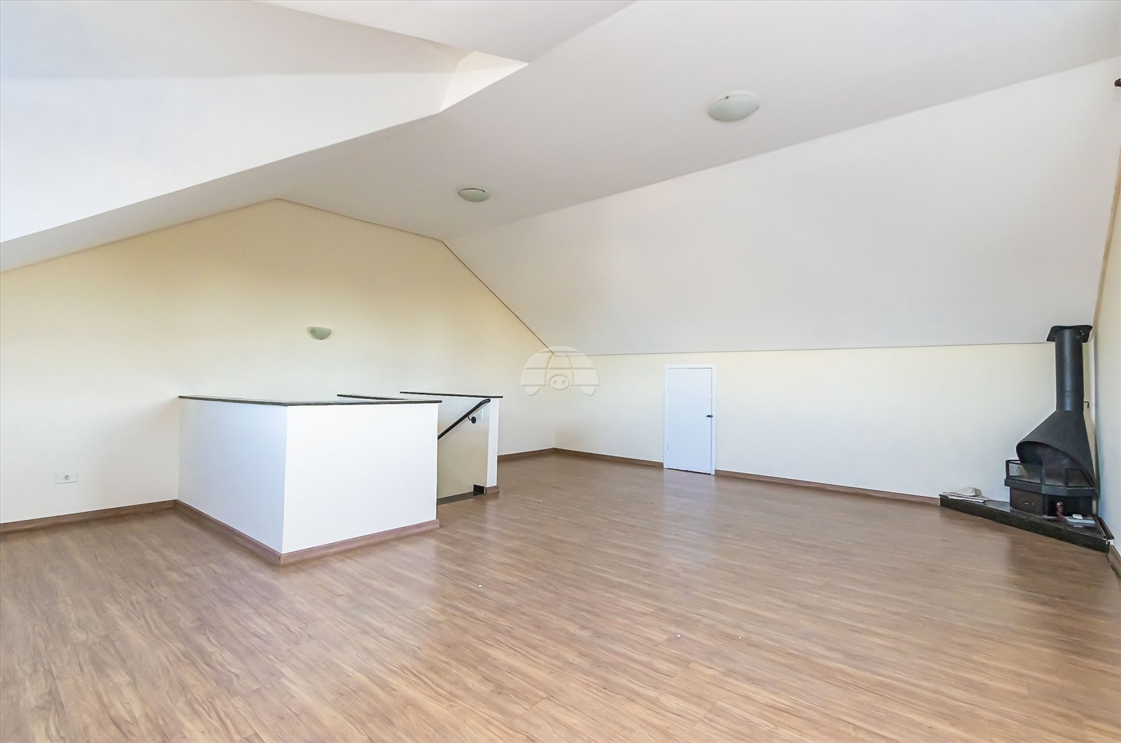 Casa à venda em Abranches, Curitiba — Kondor Imóveis: Imobiliária em Curitiba | Uma imobiliária pra você