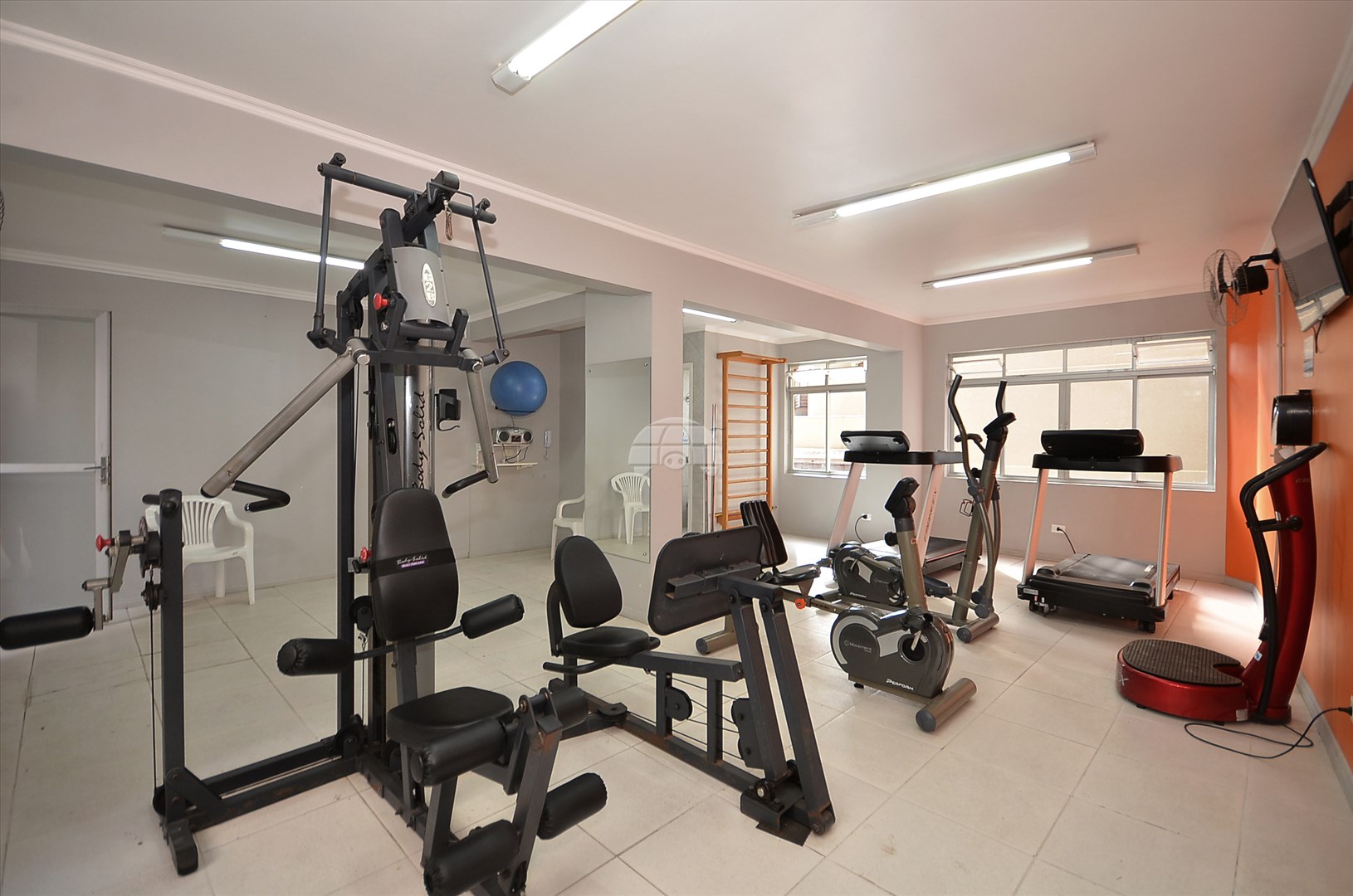 Apartamento à venda em Cristo Rei, Curitiba — Toyo Imóveis - Curitiba/PR