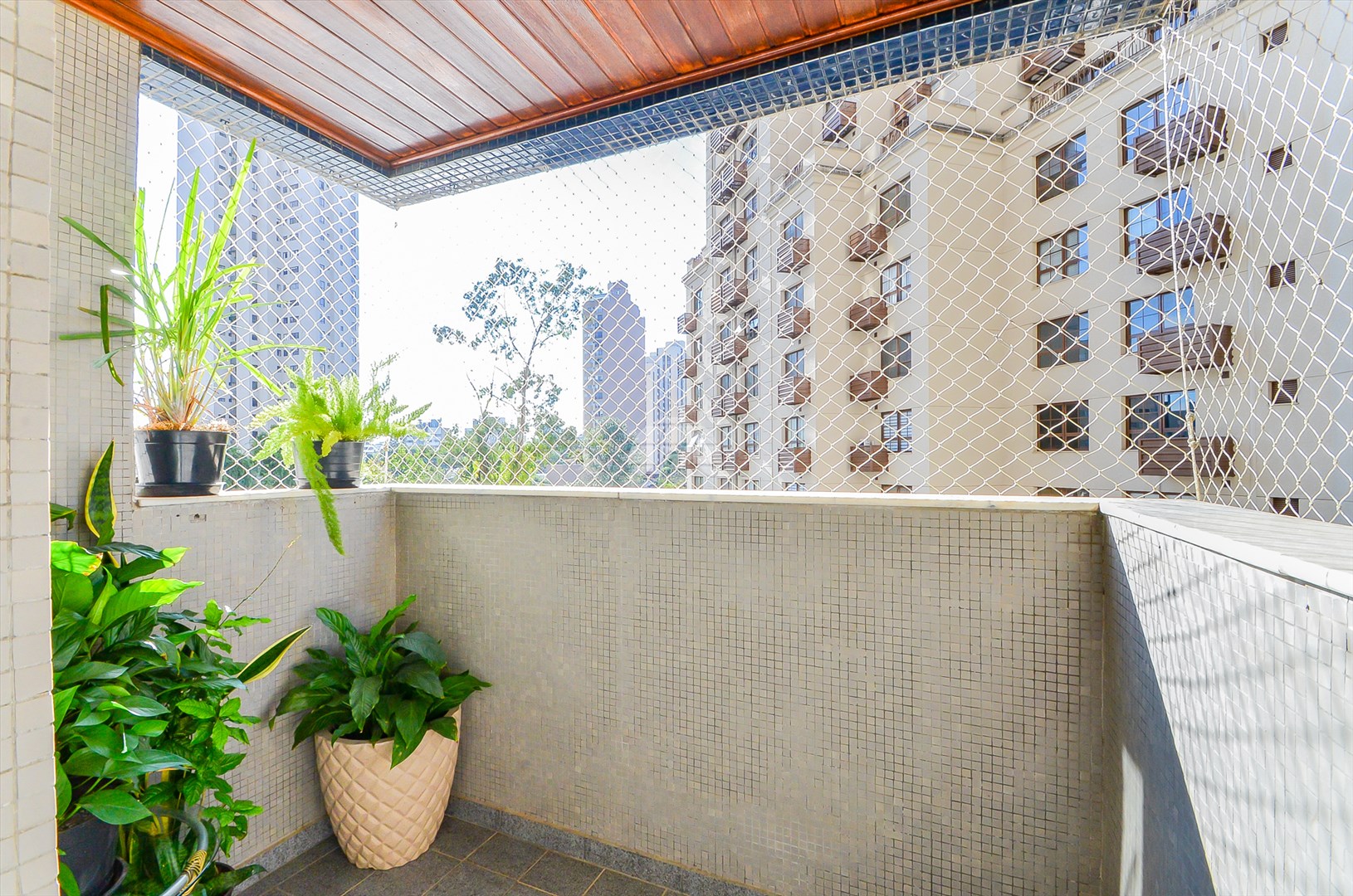 Apartamento à venda em Cristo Rei, Curitiba — Toyo Imóveis - Curitiba/PR