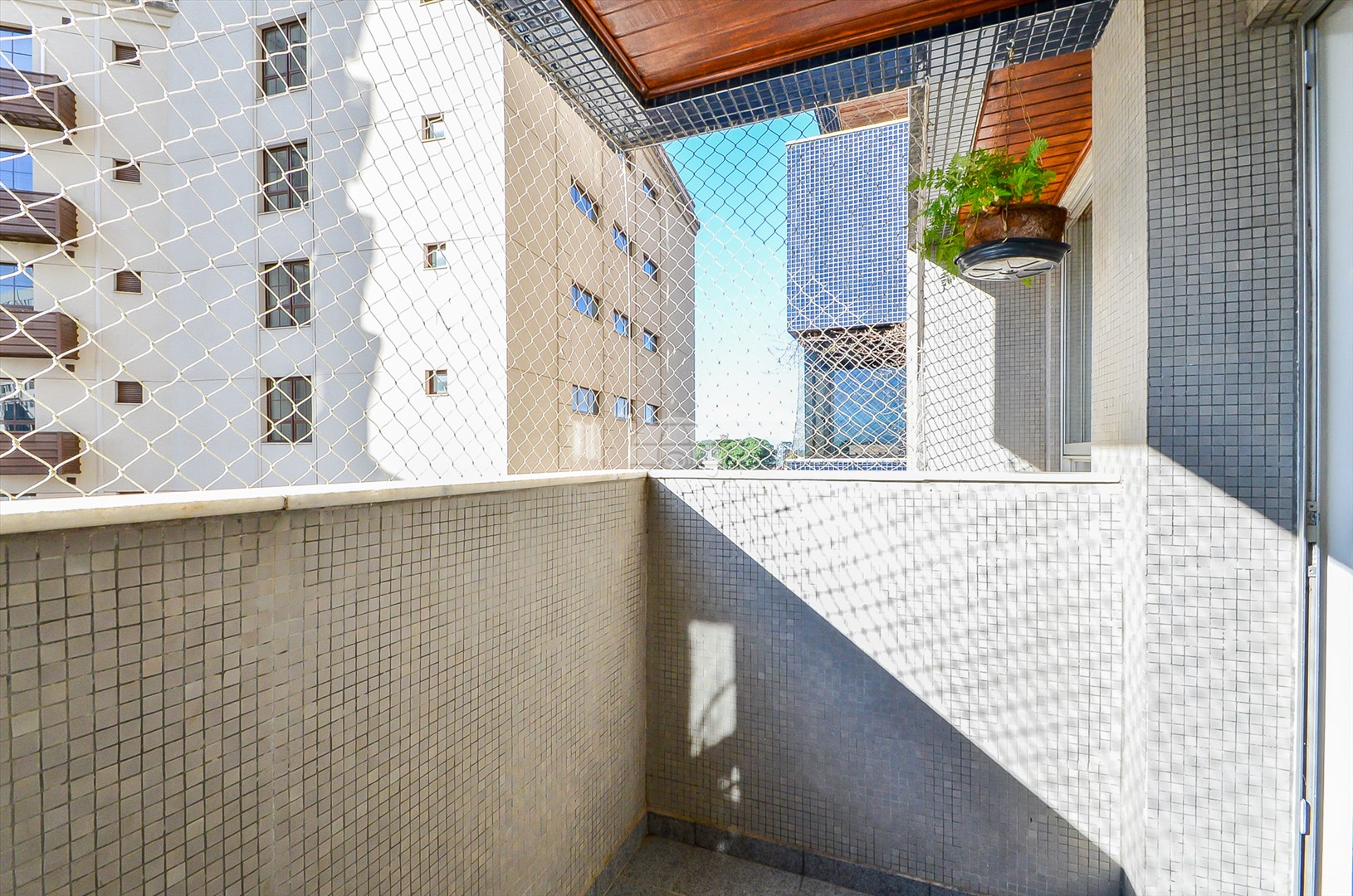 Apartamento à venda em Cristo Rei, Curitiba — Toyo Imóveis - Curitiba/PR