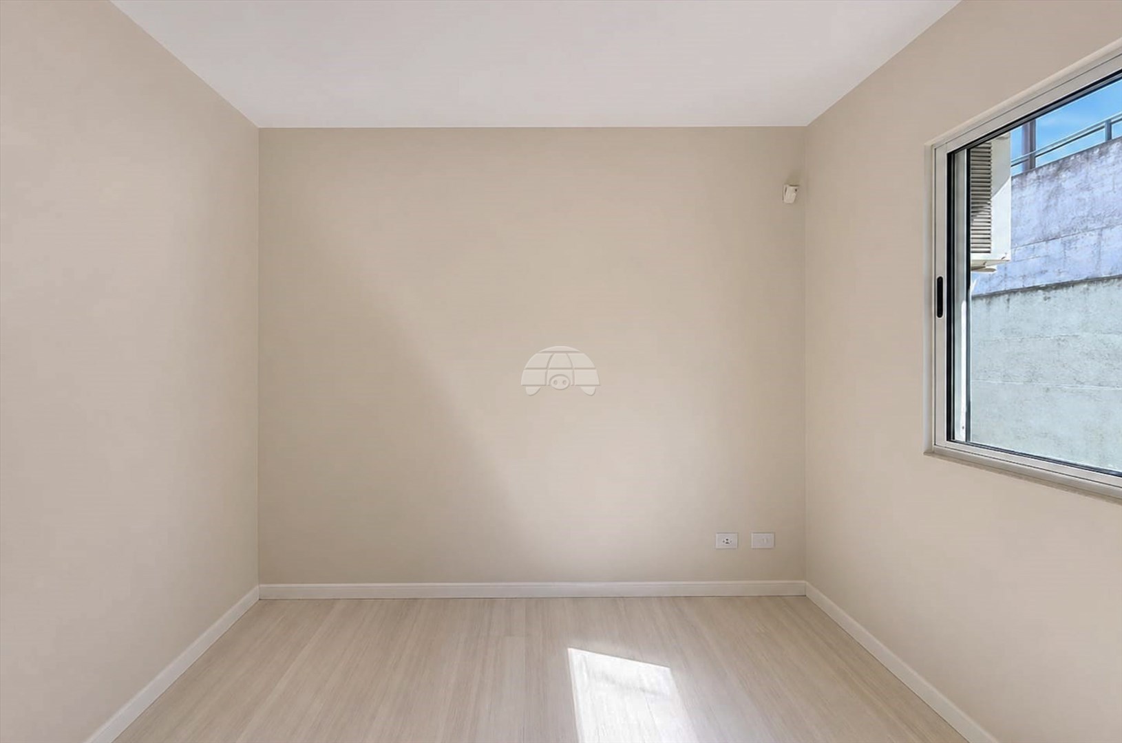 Casa à venda em São Braz, Curitiba — GOMES CONSULTOR IMOBILIARIO LTDA.