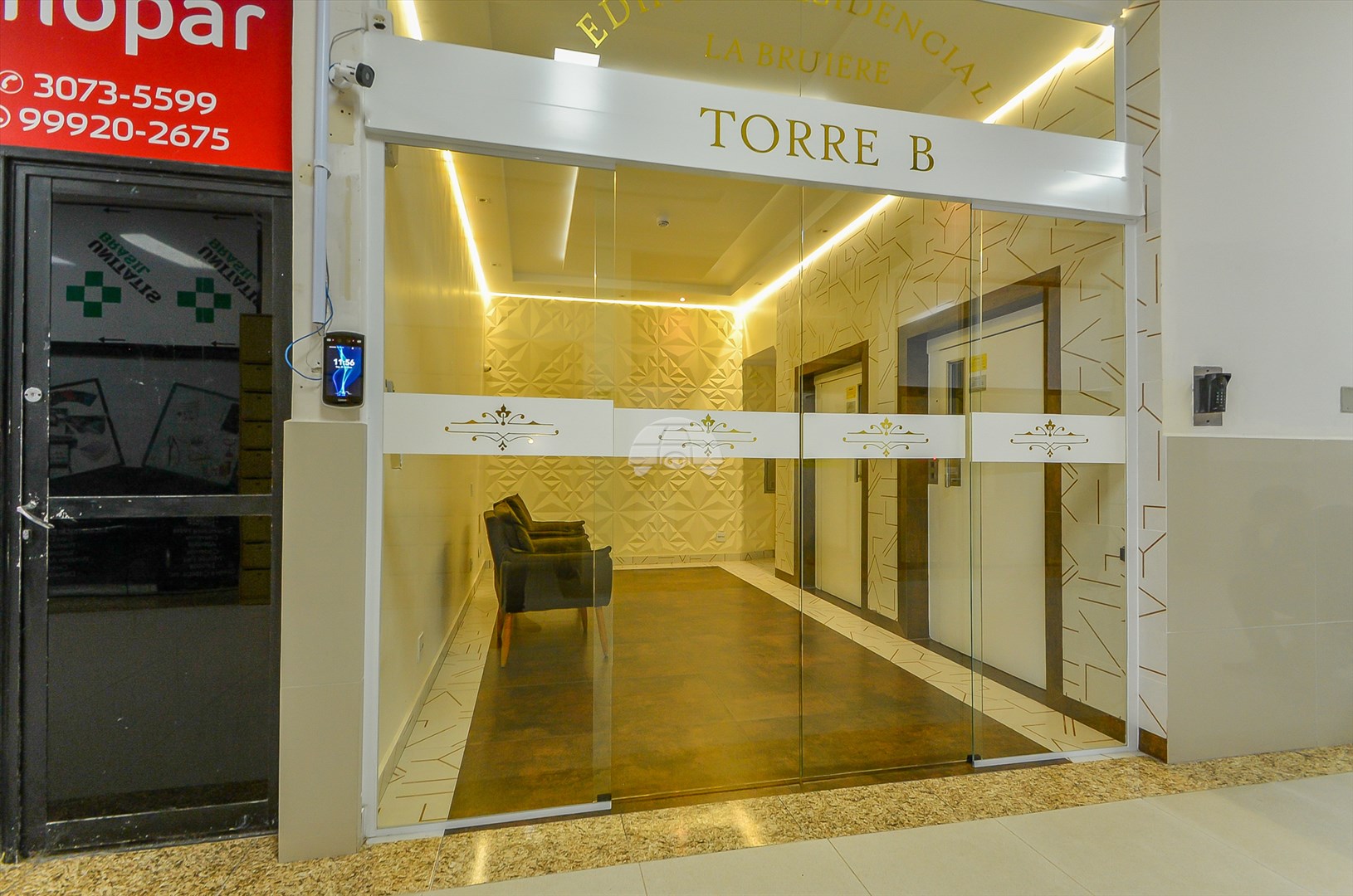 Apartamento à venda em Centro, Curitiba — TESTE 12342