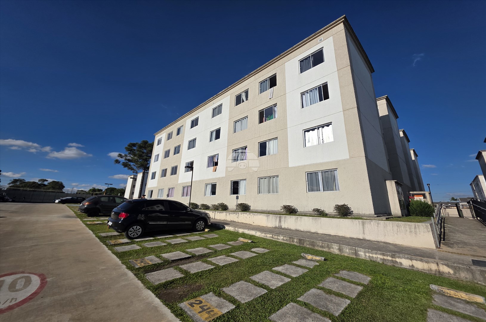 Apartamento à venda em Afonso Pena, São José dos Pinhais — Portal Chave Fácil
