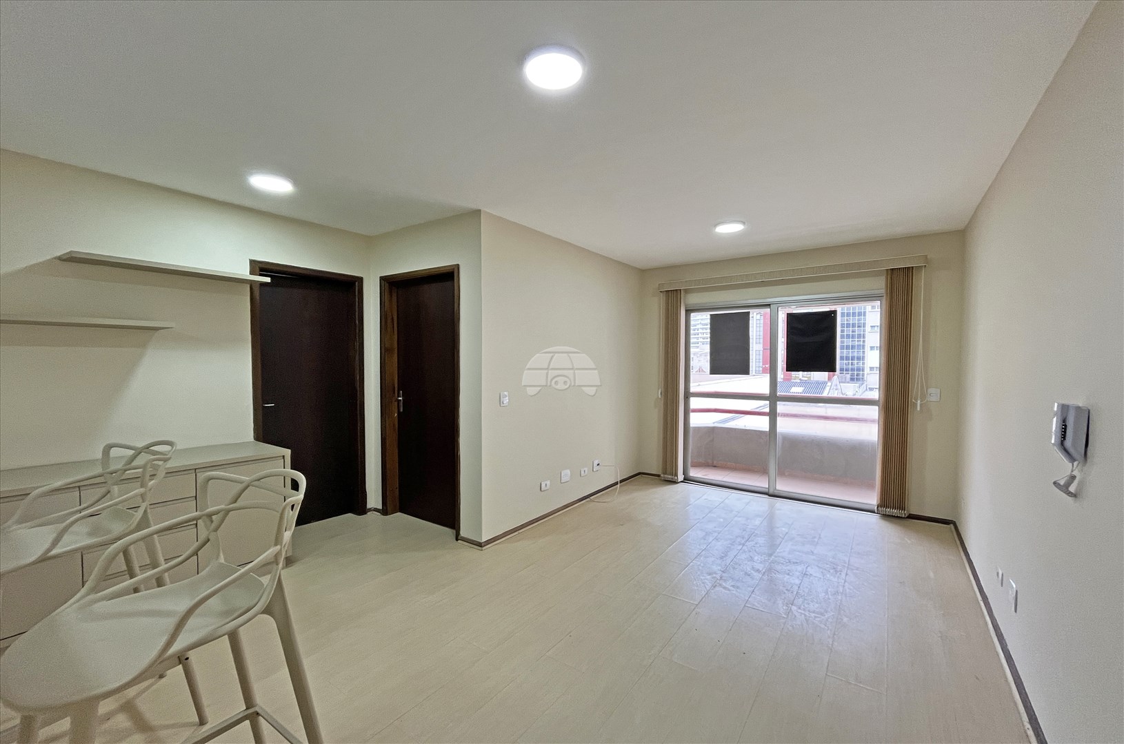Apartamento para alugar em Centro, Curitiba — Portal Chave Fácil