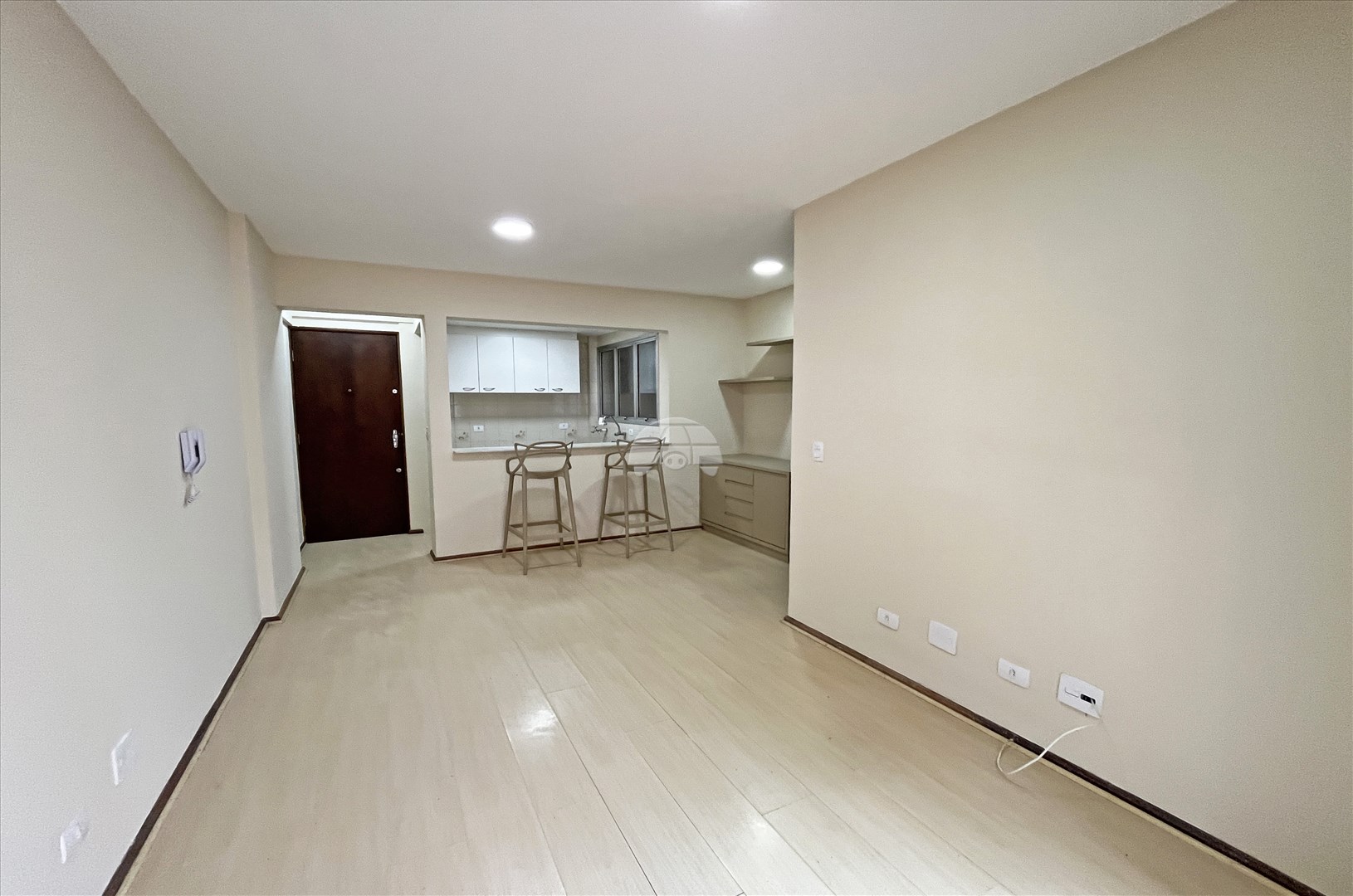 Apartamento para alugar em Centro, Curitiba — Portal Chave Fácil