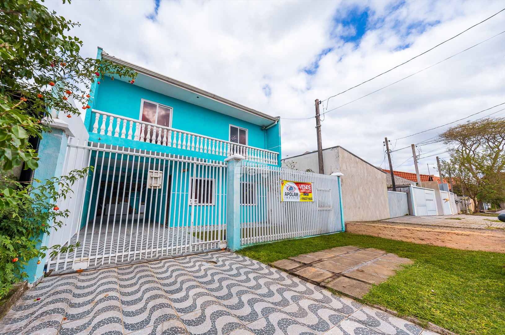 Casa à venda em Sítio Cercado, Curitiba — GOMES CONSULTOR IMOBILIARIO LTDA.