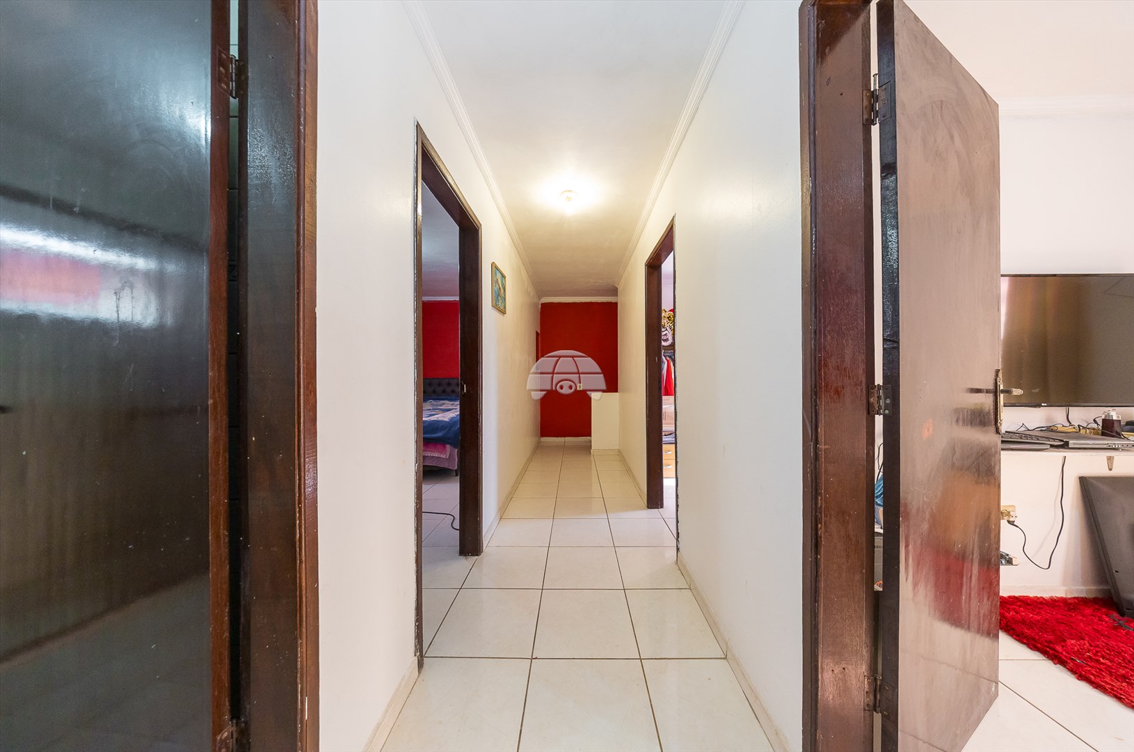 Casa à venda em Sítio Cercado, Curitiba — GOMES CONSULTOR IMOBILIARIO LTDA.