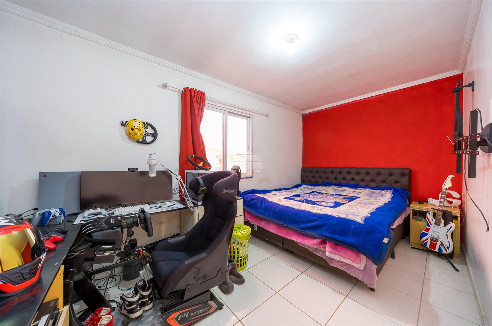 Casa à venda em Sítio Cercado, Curitiba — GOMES CONSULTOR IMOBILIARIO LTDA.