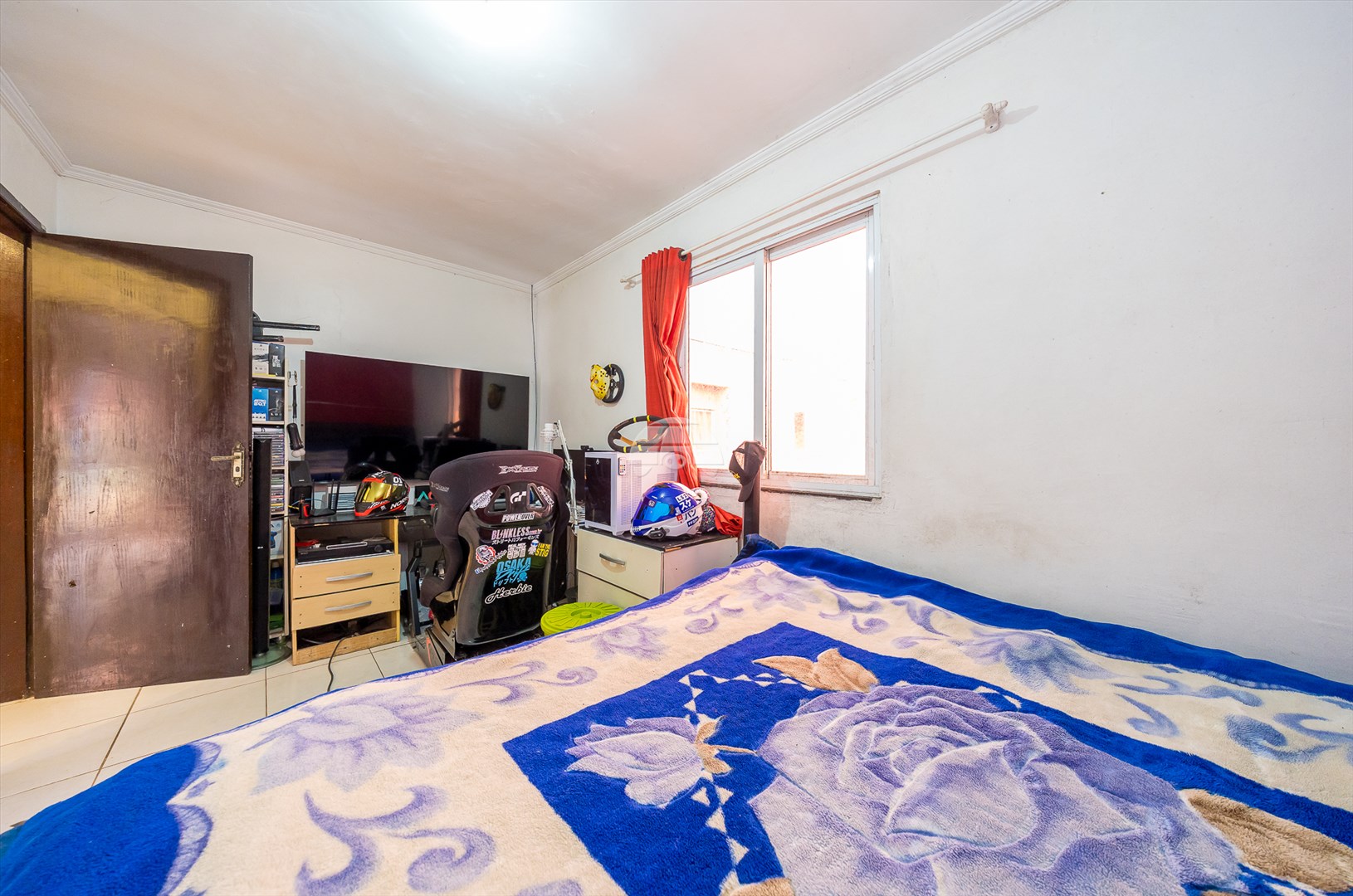 Casa à venda em Sítio Cercado, Curitiba — GOMES CONSULTOR IMOBILIARIO LTDA.